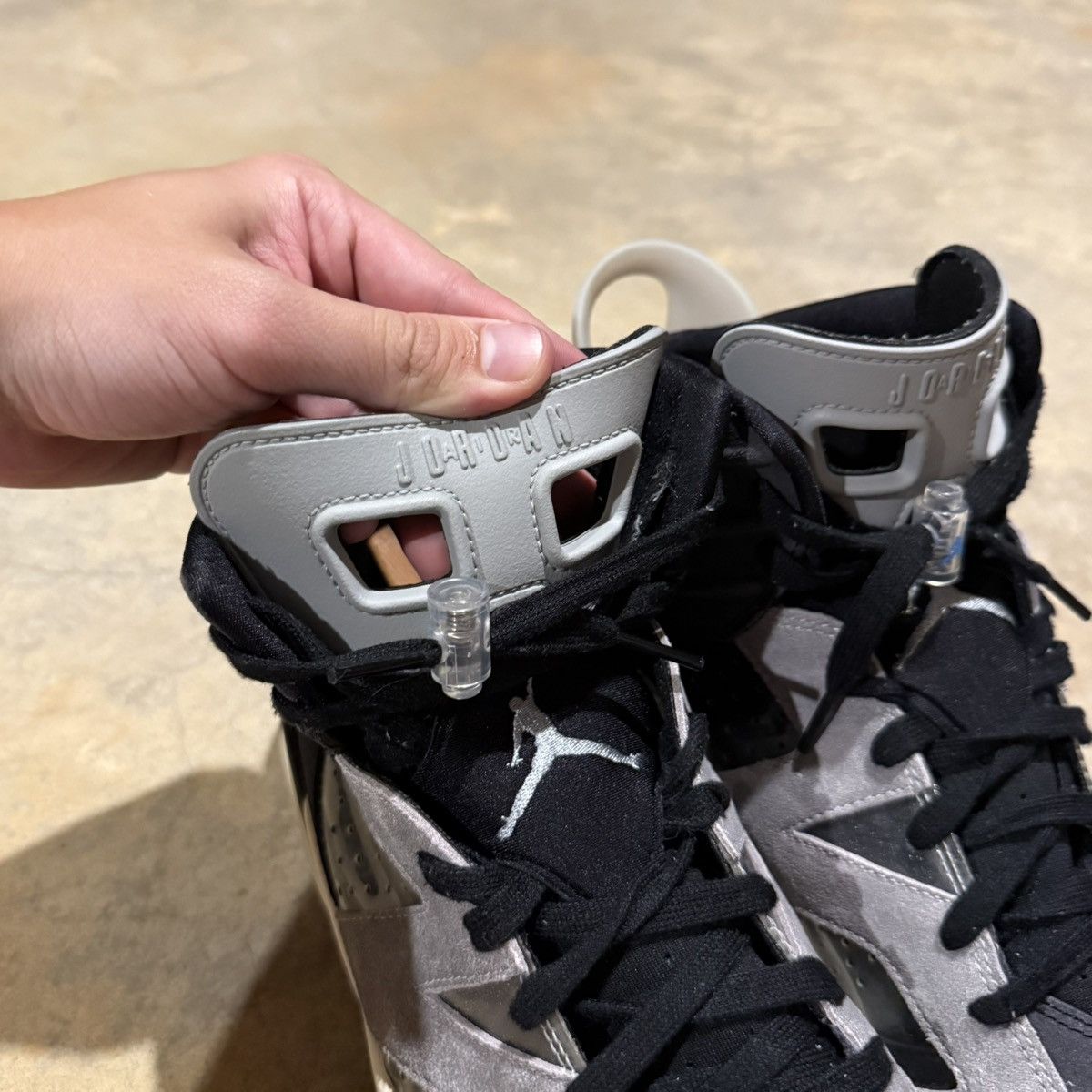 Jordan Brand Air Jordan 6 Retro Tech Chrome 2020 US 9.5 Size US 9.5 / EU 42-43 - 10 Thumbnail