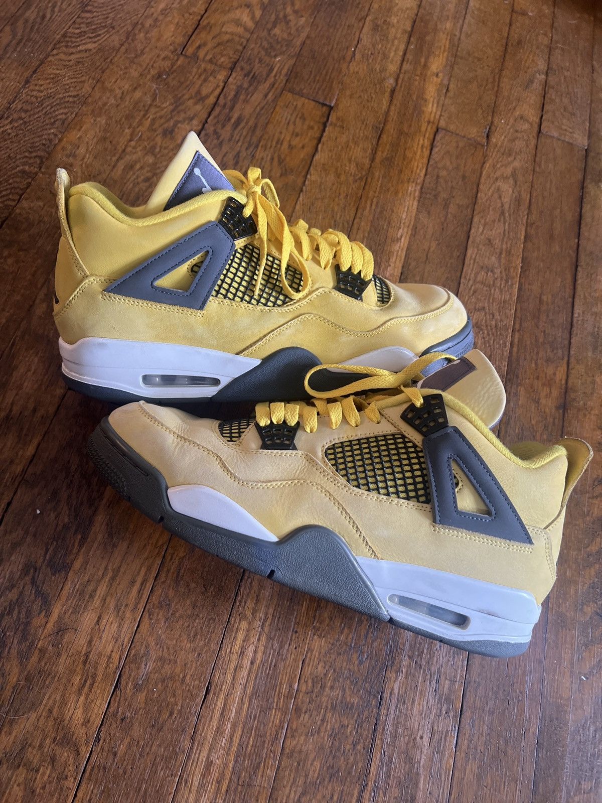 Jordan Brand Jordan Retro 4 Lightning Size US 12 / EU 45 - 1 Thumbnail