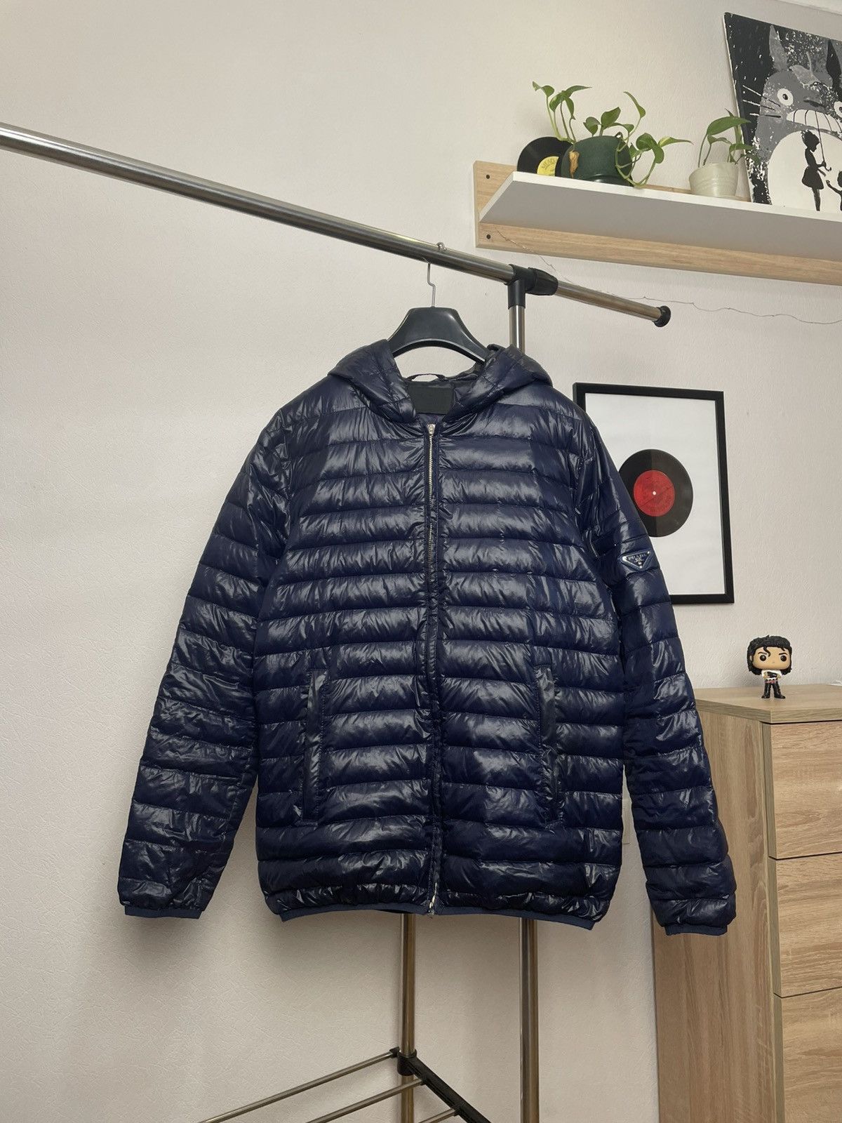 希少‼️PRADA SPORTS フード付きメッシュフーディー Prada Prada Sport Cropped Down Puffer Jacket SGH298 | Grailed