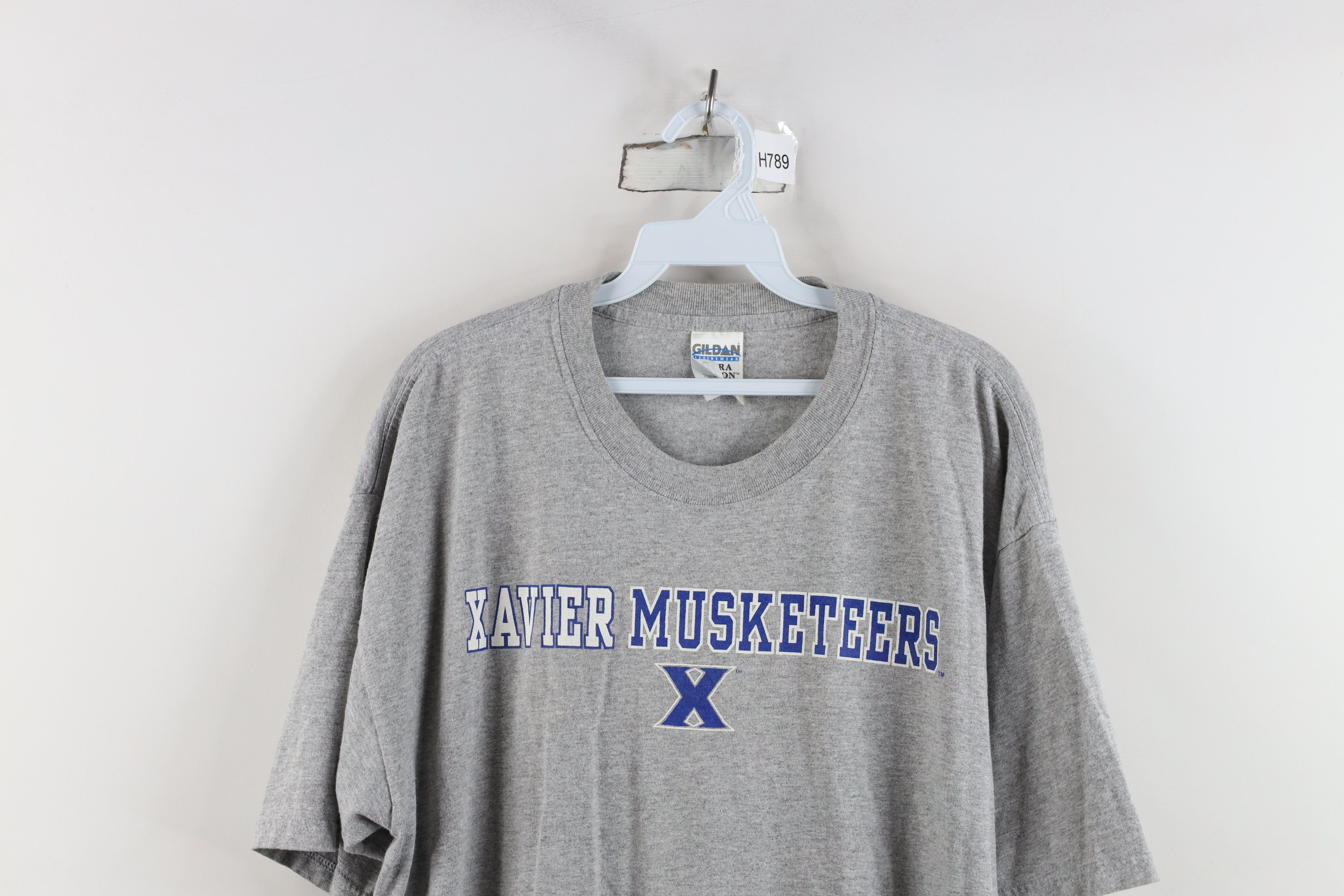 Vintage Vintage 90s Y2K Xavier University Short Sleeve T-Shirt Gray Size US XL / EU 56 / 4 - 2 Thumbnail