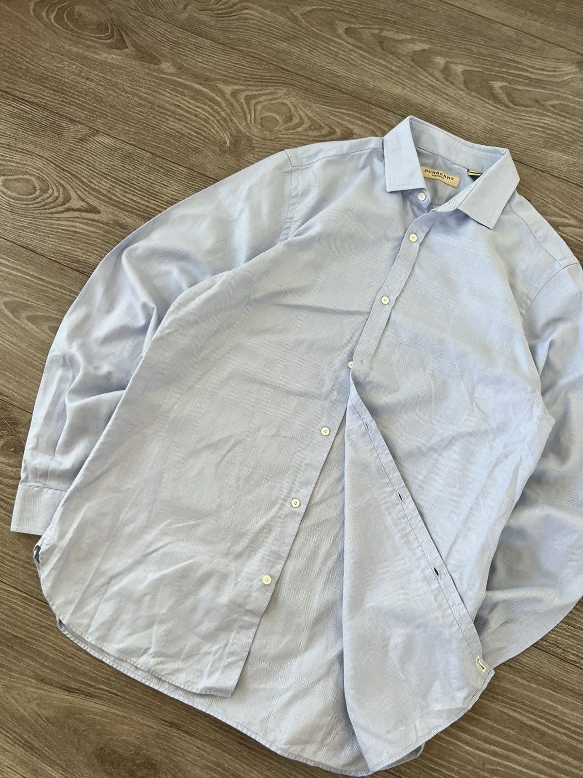 Burberry ‼️Archival Burberry OldMoney Premium Luxury Cell Logo Shirt‼️ Size US L / EU 52-54 / 3 - 9 Thumbnail