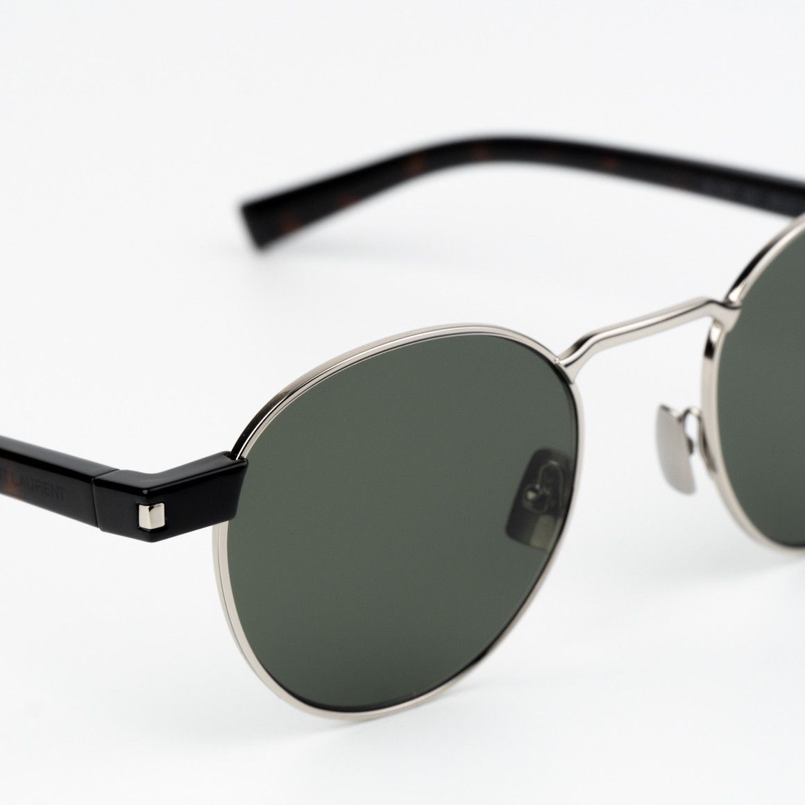 Yves Saint Laurent NEW Saint Laurent SL707 001 Oval Unisex Sunglasses Size ONE SIZE - 7 Thumbnail