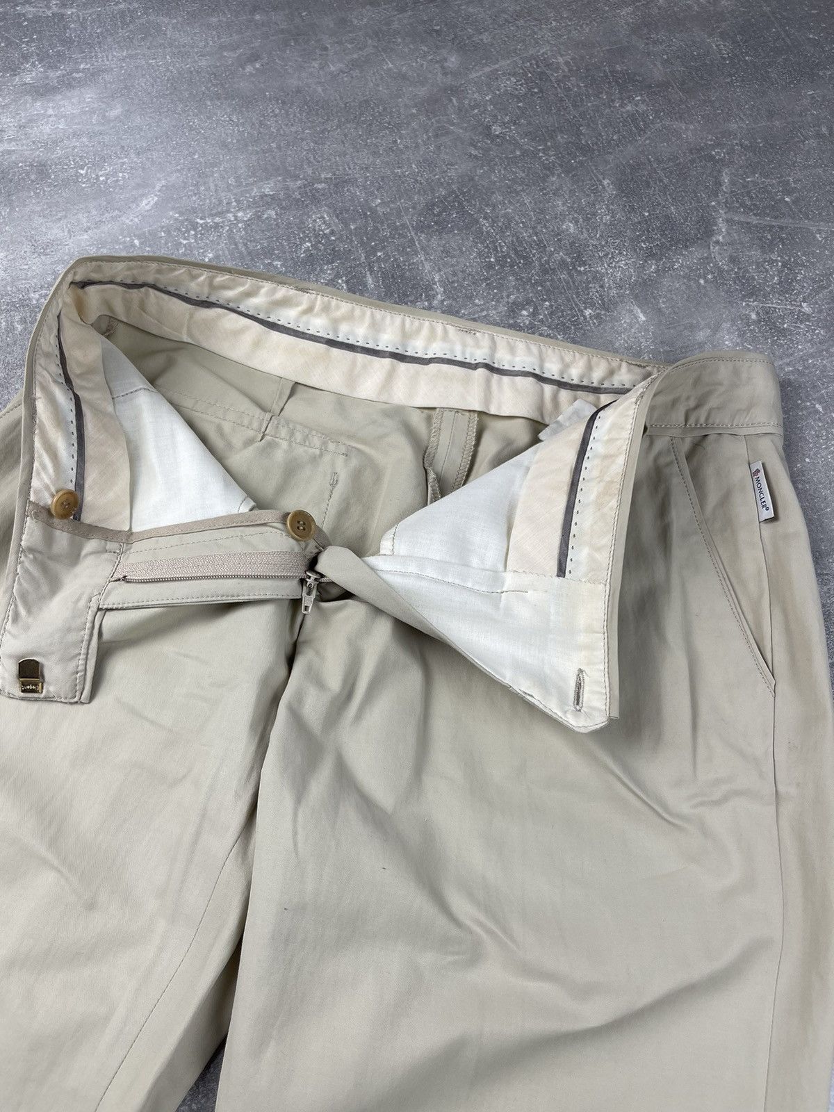 Moncler × Vintage Moncler Vintage Beige Womans Breeches Shorts Size 27" / US 4 / IT 40 - 7 Thumbnail