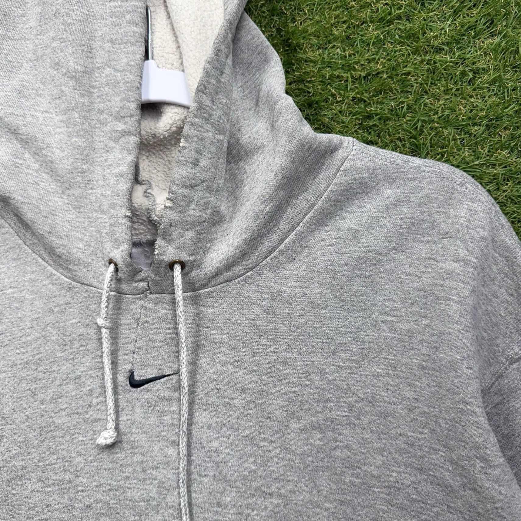 Nike VINTAGE Nike Hoodie Mens XL Gray 90s y2k Travis Scott Center Swoosh Hooded Boxy Pullover Sweatshirt Size US XL / EU 56 / 4 - 4 Thumbnail