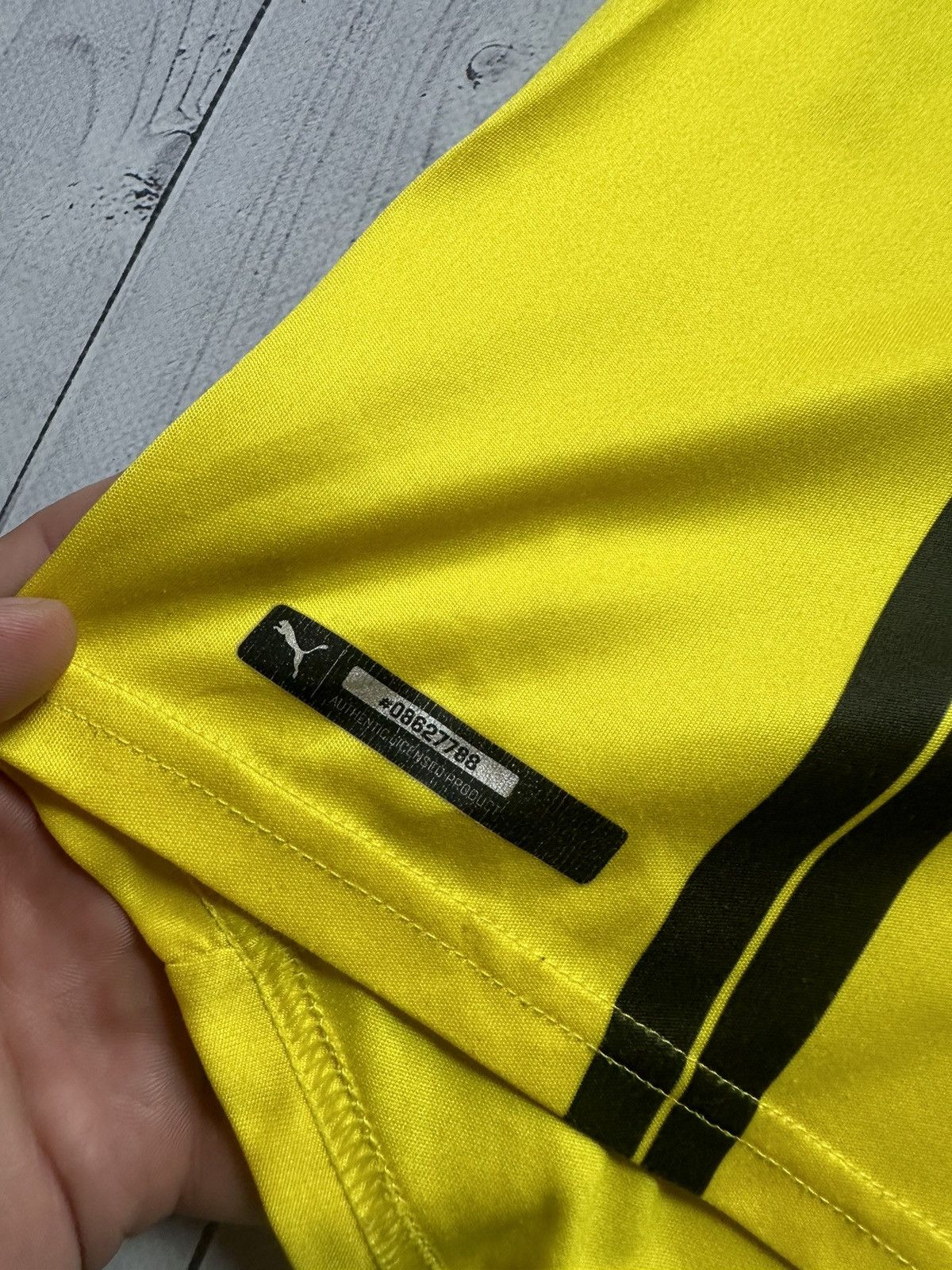 Puma × Vintage Vintage borussia Dortmund soccer jersey 11 Reus rare size L Size US L / EU 52-54 / 3 - 4 Thumbnail