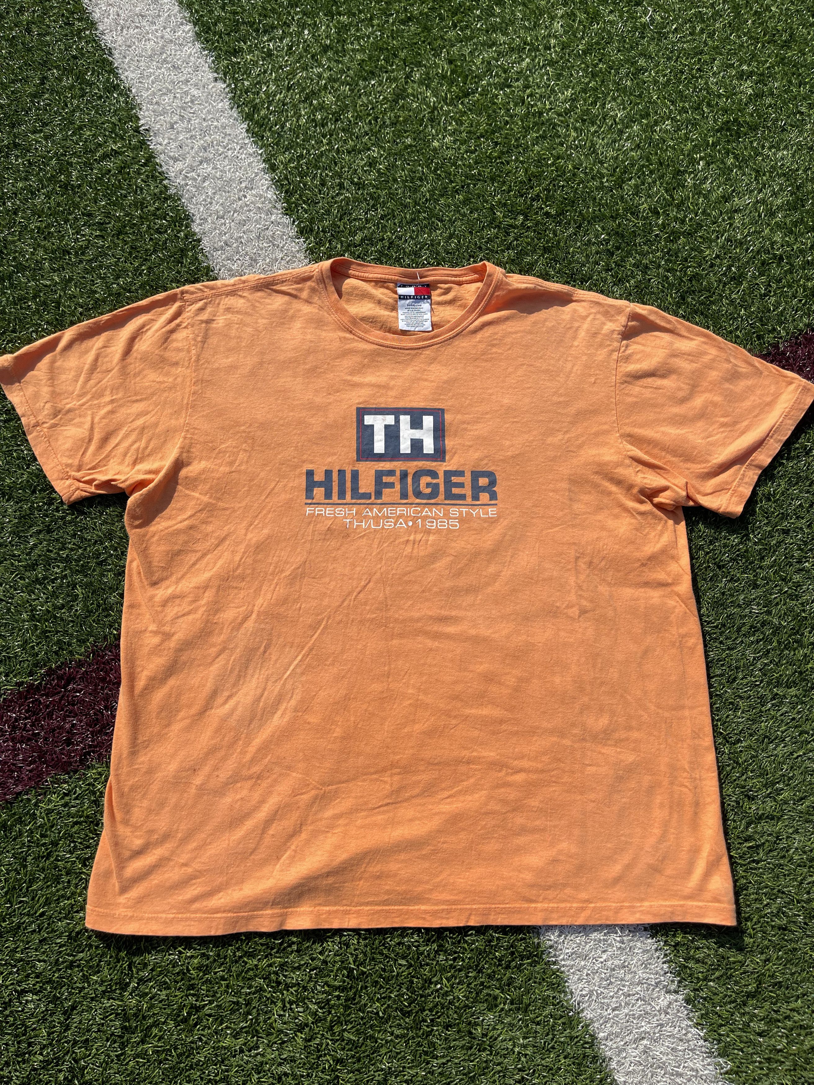 Tommy Hilfiger × Vintage Vintage 90's Tommy Hilfiger Hip Hop Rap Vtg Logo T-Shirt Size US XL / EU 56 / 4 - 6 Thumbnail