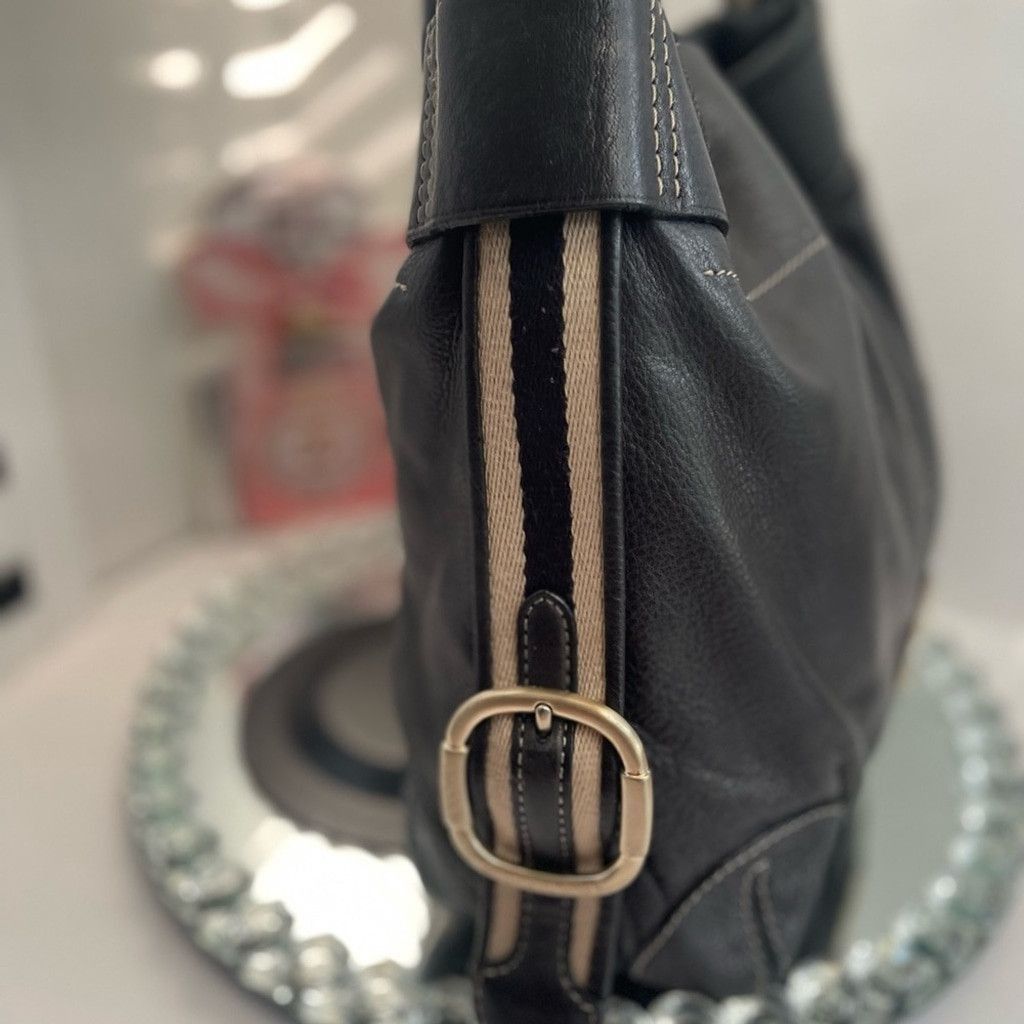 Michael Kors Micheal Kors Black Leather Shoulder Bag Size ONE SIZE - 4 Thumbnail