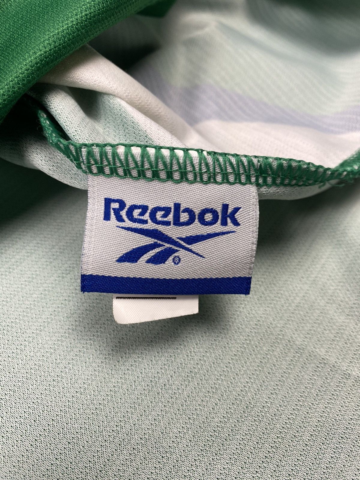 Reebok × Vintage Vintage Reebok Liverpool 1999/00 Football Soccer Jersey Size US L / EU 52-54 / 3 - 19 Thumbnail