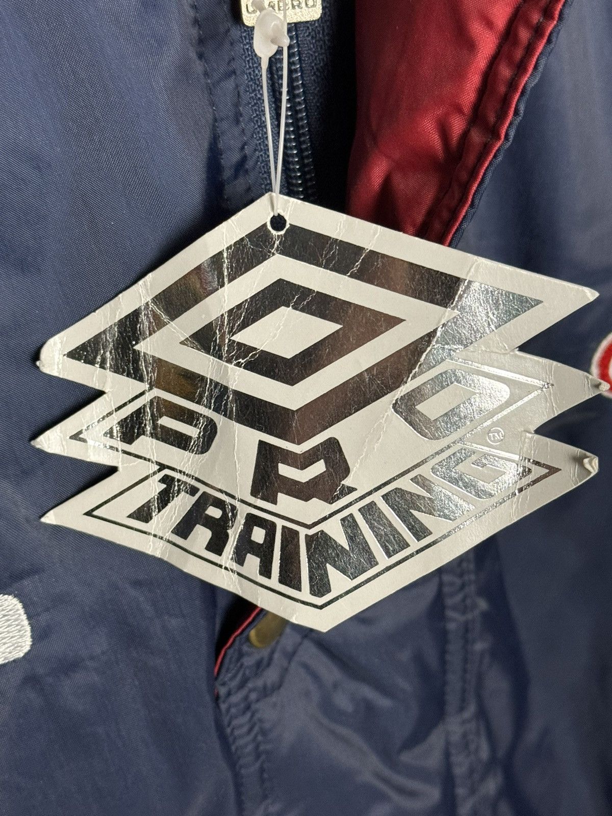 Umbro New Vintage Norway National Team Training Football Jacket Size US L / EU 52-54 / 3 - 11 Thumbnail