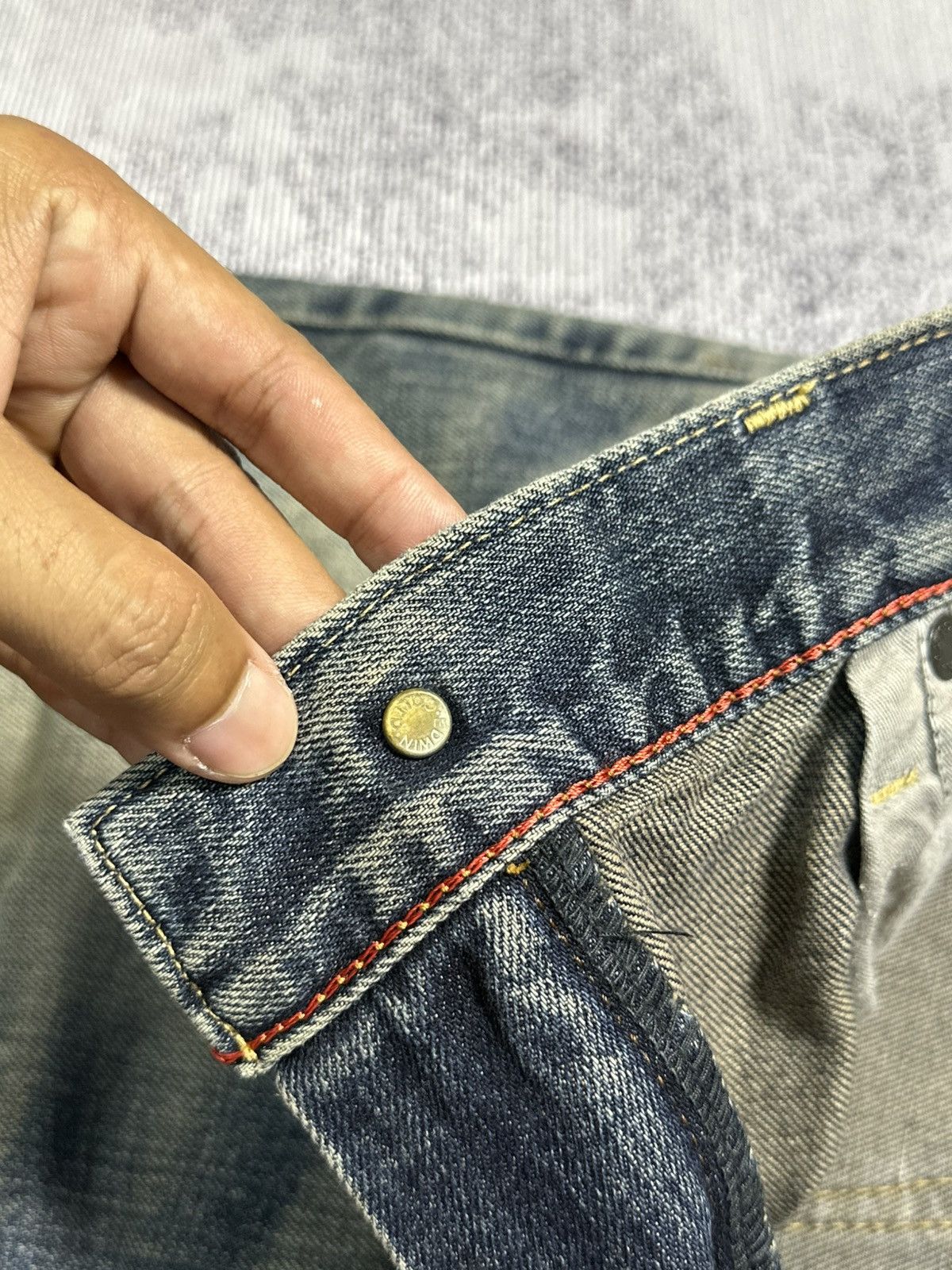 Undercover × Uniqlo 2000s Edwin Mud Washed Denim 405 Size US 33 - 12 Thumbnail