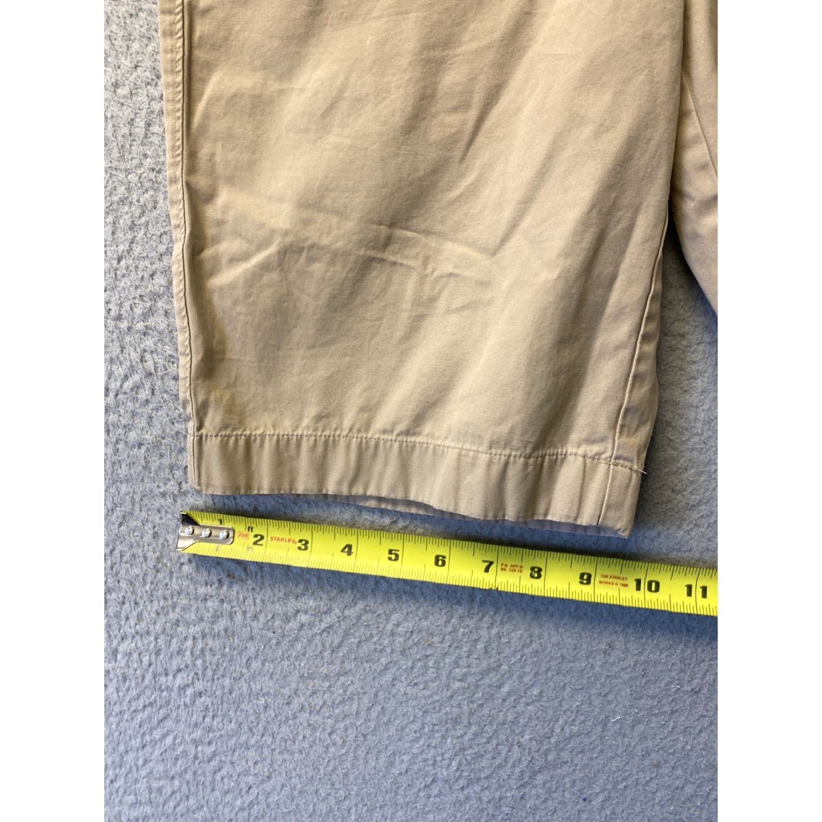 American Eagle Outfitters American Eagle Outfitters Shorts Adult 30 Beige Khaki Chino Flat Front Casual Breathable Pockets Mens Size US 30 / EU 46 - 7 Thumbnail