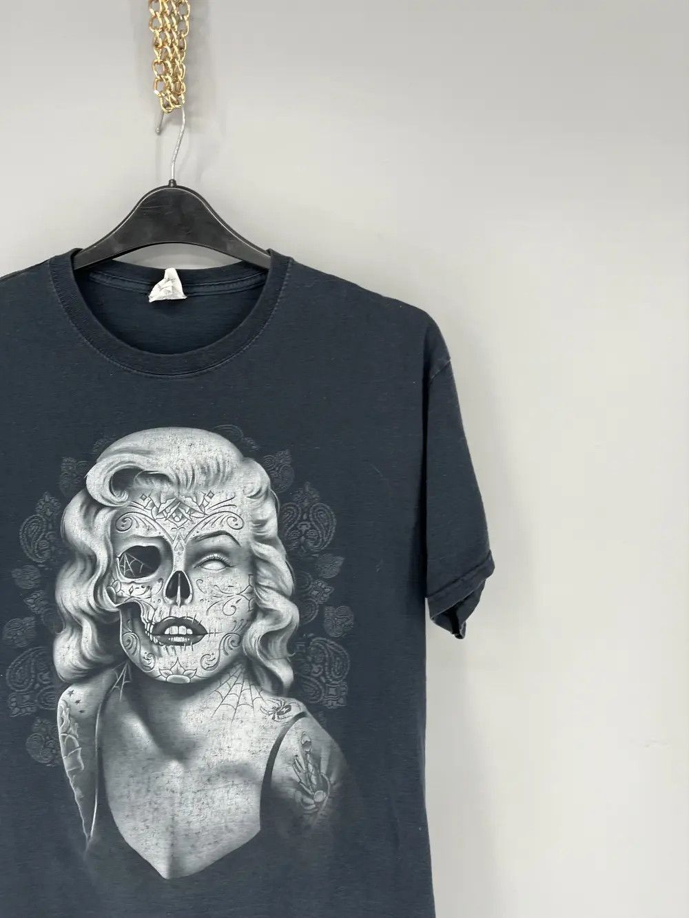 Band Tees Vintage Marilyn Monroe Skull Tattoo Tshirt Dead Face Horror Size US L / EU 52-54 / 3 - 3 Thumbnail