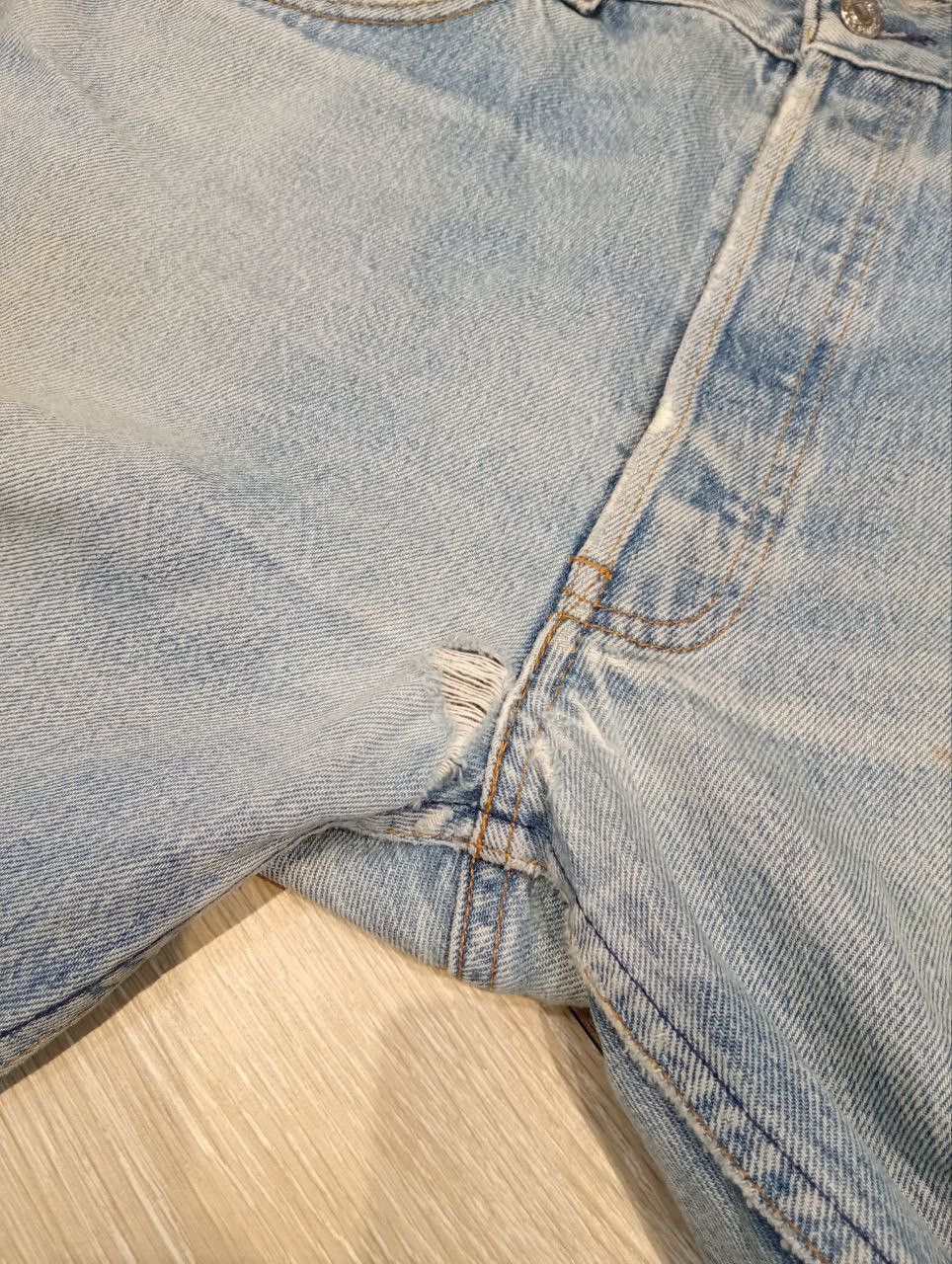 Levi's Vintage Clothing LEVI'S VINTAGE 501 DISTRESSED JEANS - SIZE 36 BLUE Size US 36 / EU 52 - 5 Thumbnail