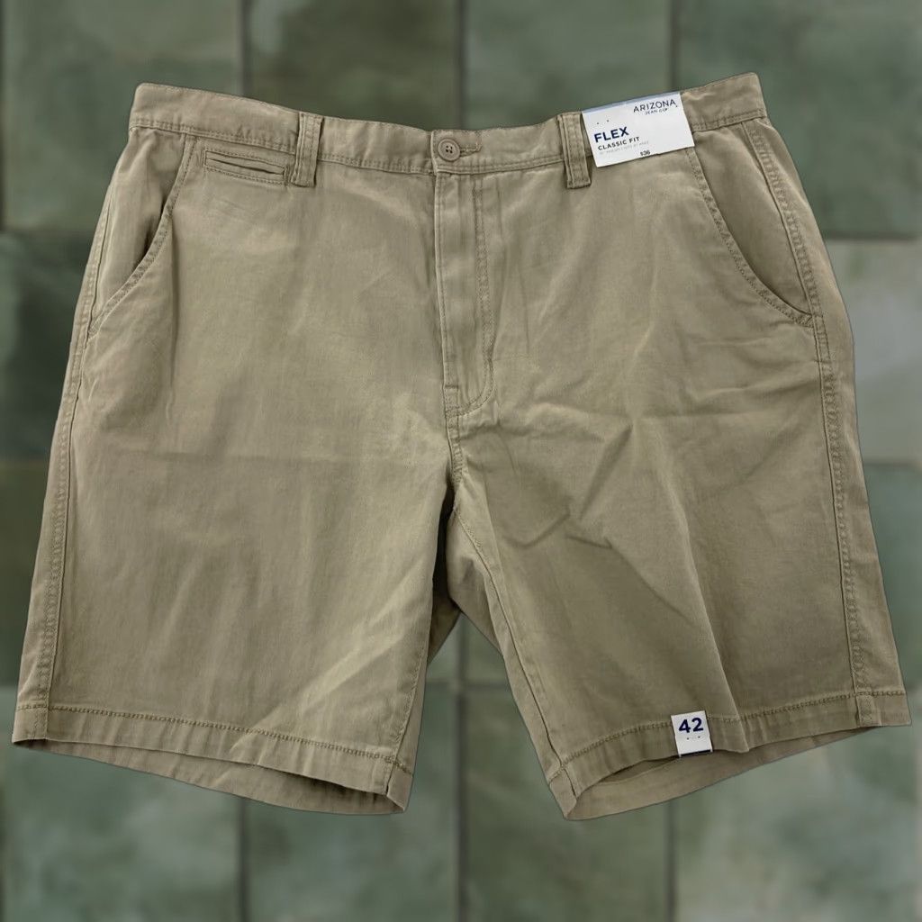 Vintage AriZona Chino Shorts Men's 42 Pockets Hampton Khaki Beige NWT Size US 42 / EU 58 - 1 Thumbnail