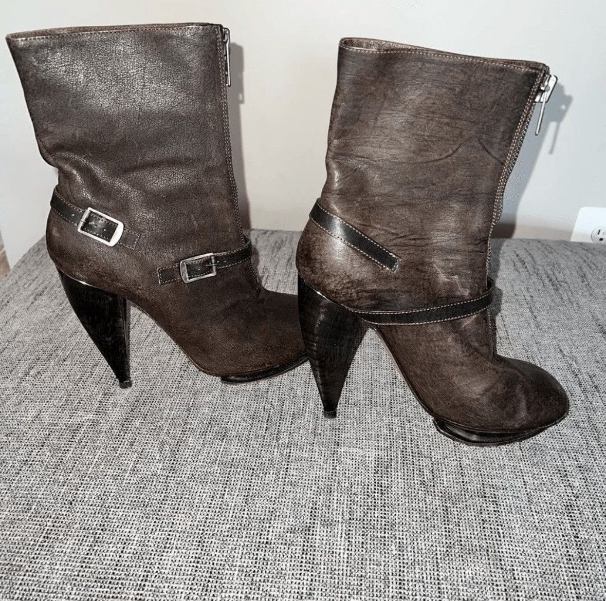 Chloe Chloe leather horseshoe horn heel platform boots Size US 10.5 / IT 40.5 - 2 Thumbnail