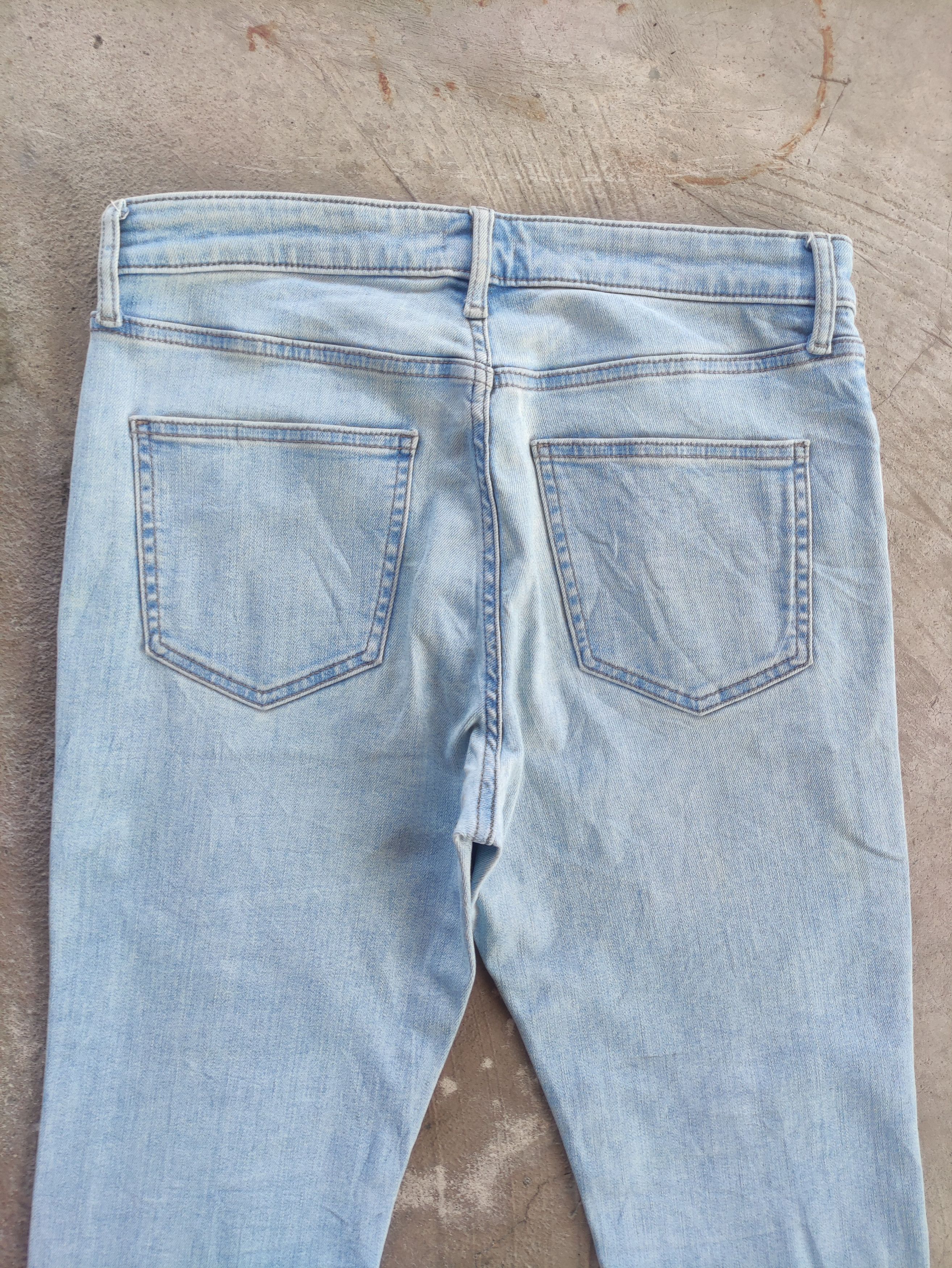 Japanese Brand Vintage Japanese Jean Distressed Faded Denim Pants Size US 33 - 9 Thumbnail