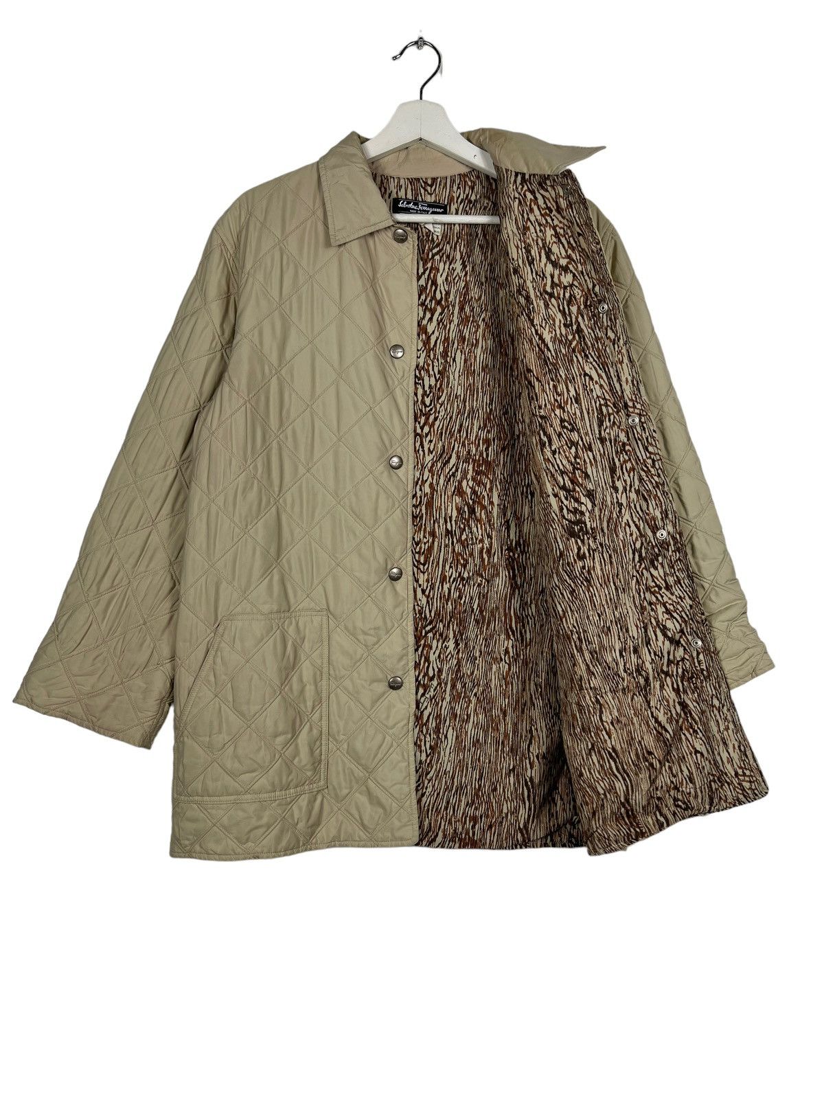 Salvatore Ferragamo 🔥 SALVATORE FERRAGAMO QUILTED DIAMOND JACKET MADE IN ITALY Size US M / EU 48-50 / 2 - 1 Thumbnail
