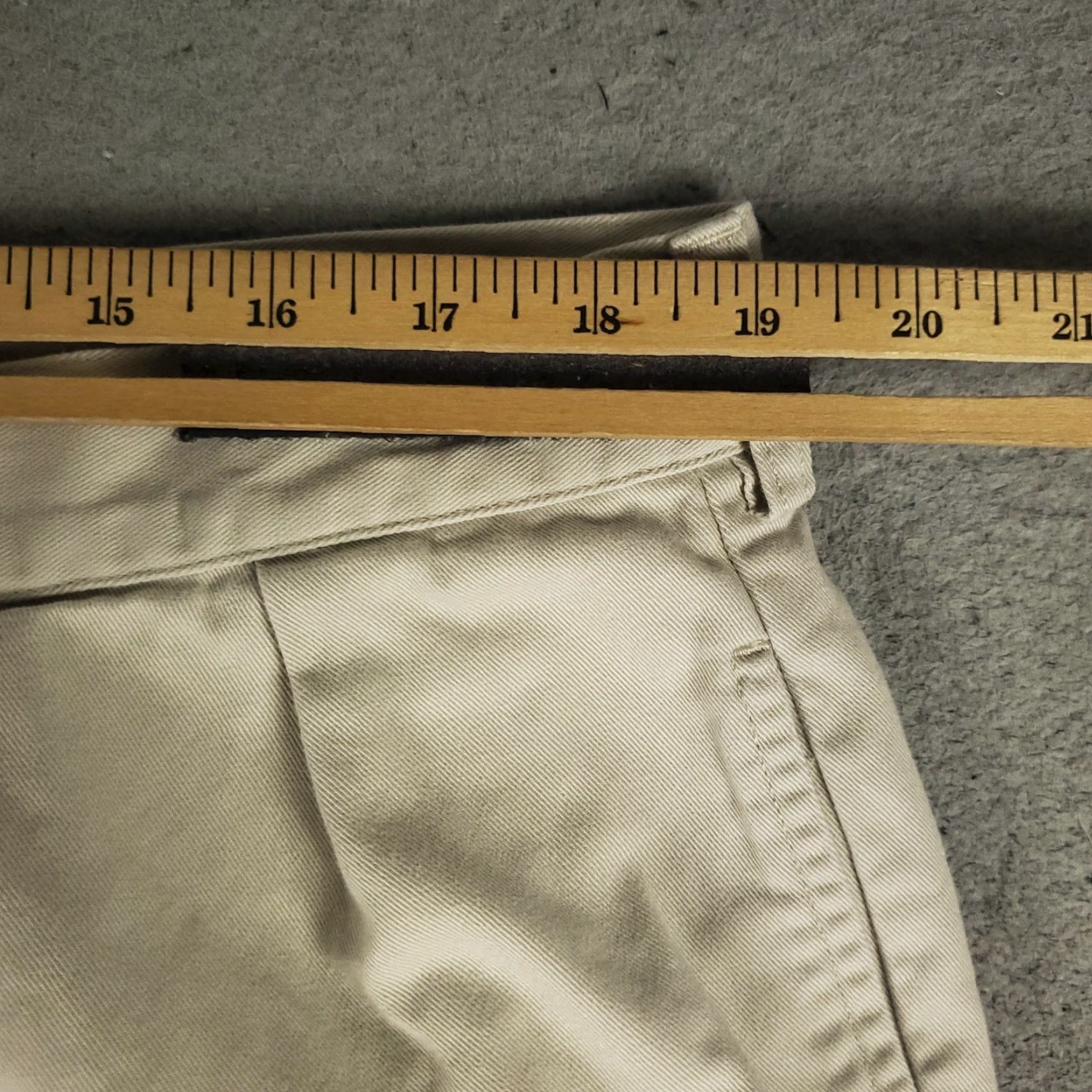 Ralph Lauren Ralph Lauren Mens Chino Shorts Size 40 Beige Casual Pleated Cotton Slash Pockets Size US 40 / EU 56 - 4 Thumbnail