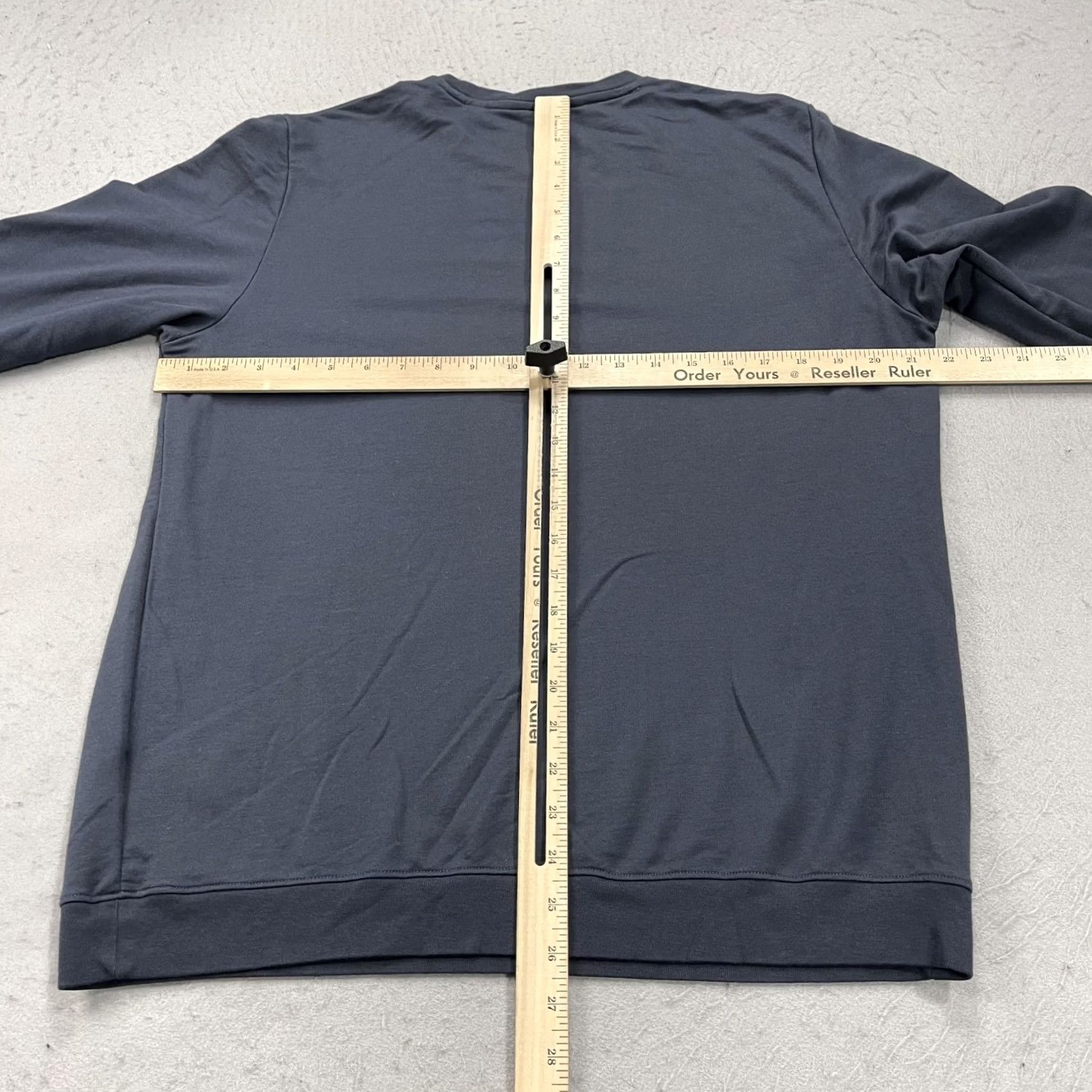 TravisMathew Travis Mathew Sweatshirt Mens Large Blue Cloud Blend Crewneck Golf Pullover Size US L / EU 52-54 / 3 - 6 Thumbnail