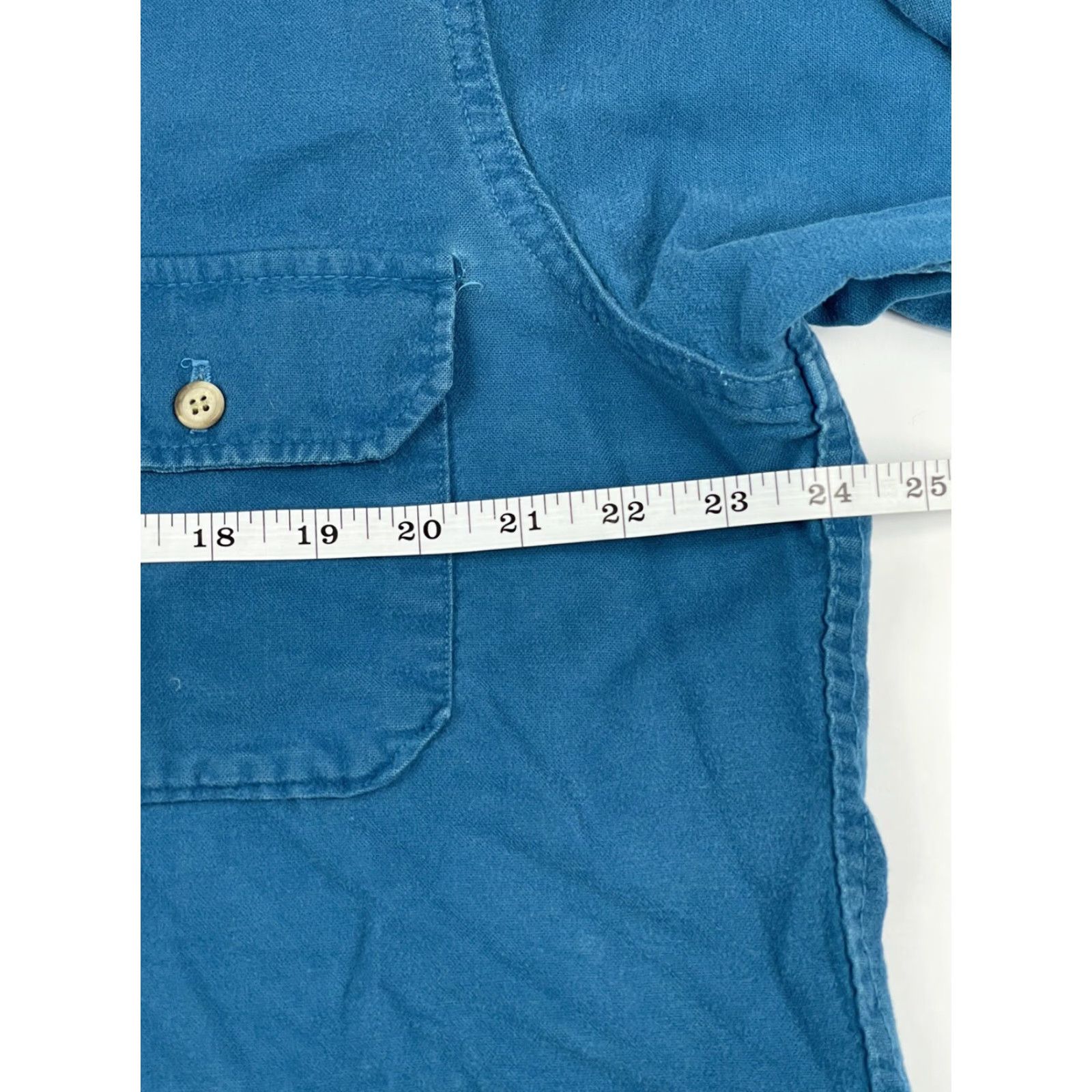 Vintage VINTAGE Woolrich Shirt Chamois Flannel Button-Up Outdoor Guide USA XL Blue Men’s Button-Down Collared Long Sleeve Size US XL / EU 56 / 4 - 5 Thumbnail