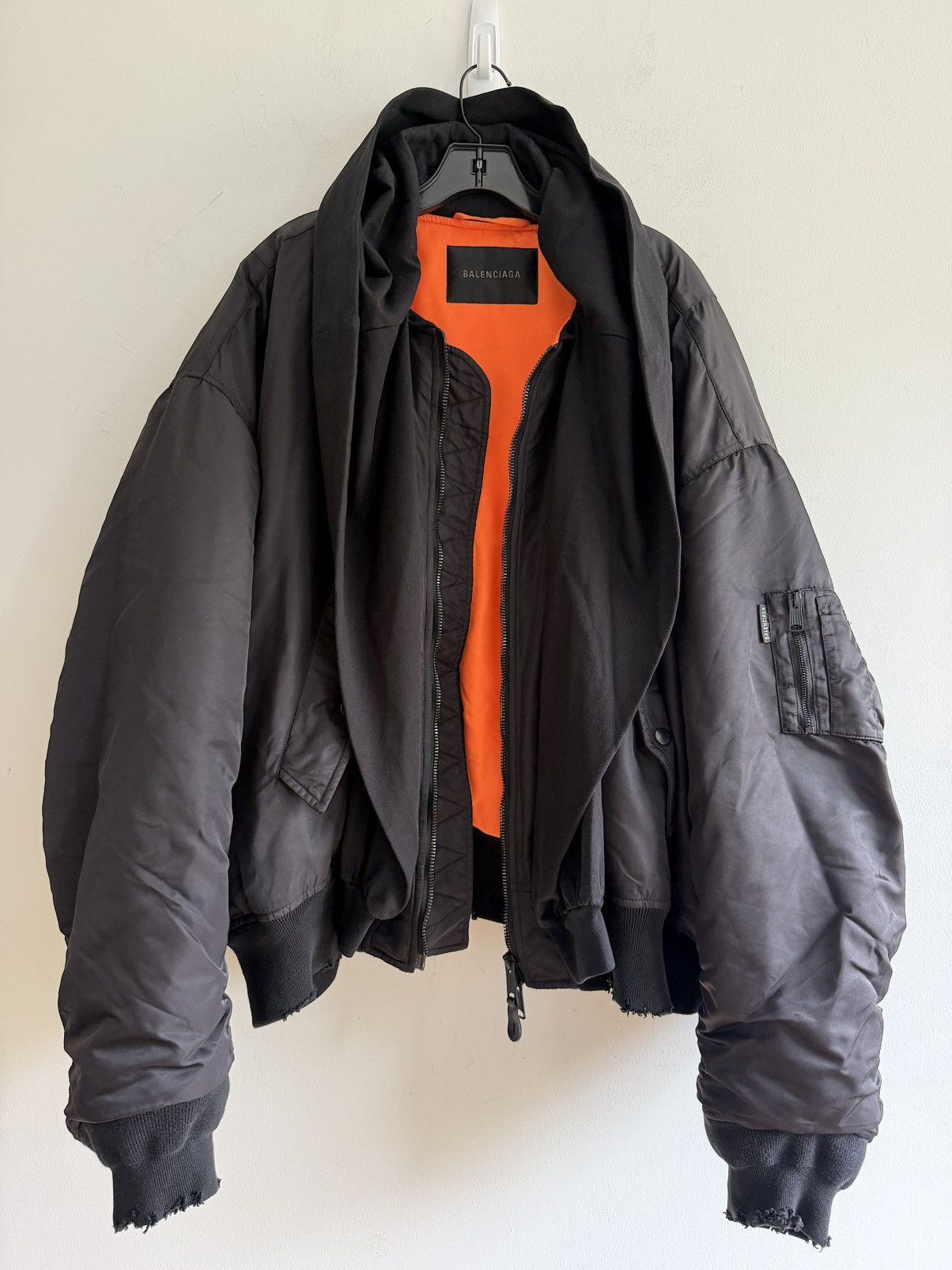 Balenciaga Fall 24 Incognito Bomber Jacket (L) Size US L / EU 52-54 / 3 - 7 Thumbnail