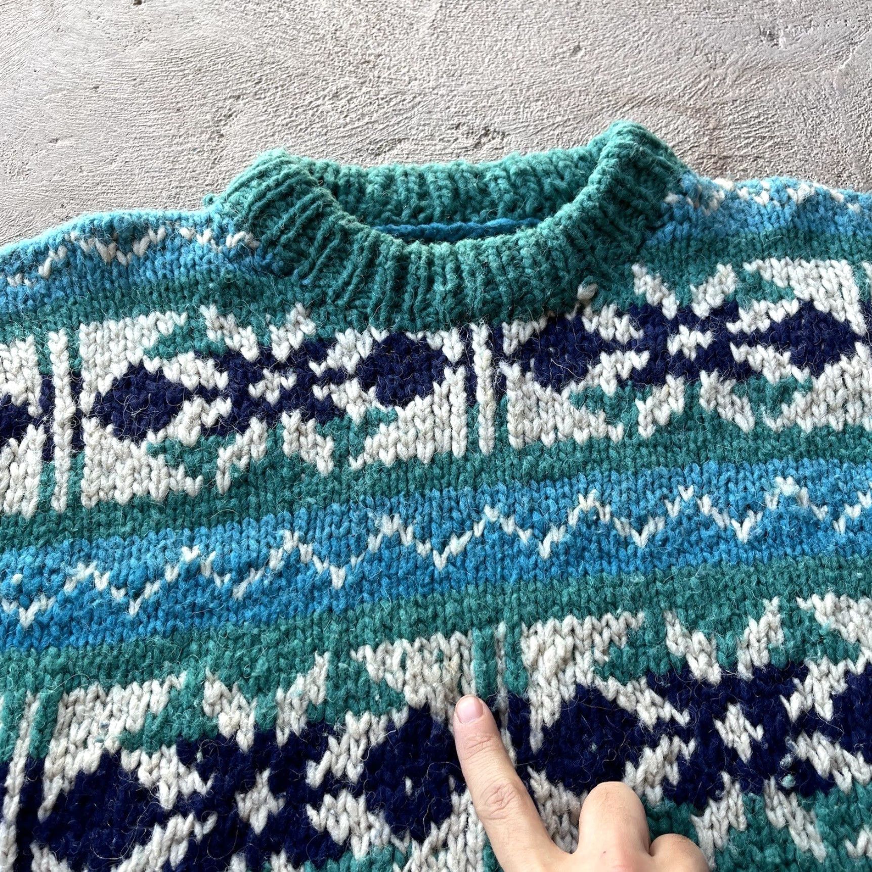 Vintage VINTAGE Amos Andes Sweater Mens Medium Knit Pullover Green Wool Crew Neck 90s Outdoor Geometric Pattern Mens Size US M / EU 48-50 / 2 - 5 Thumbnail