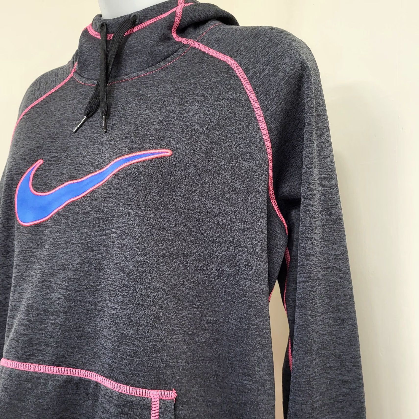 Nike Nike Hoodie Women’s Medium Grey Therma-Fit Neon Pink Long Sleeve Big Logo Size M / US 6-8 / IT 42-44 - 6 Thumbnail