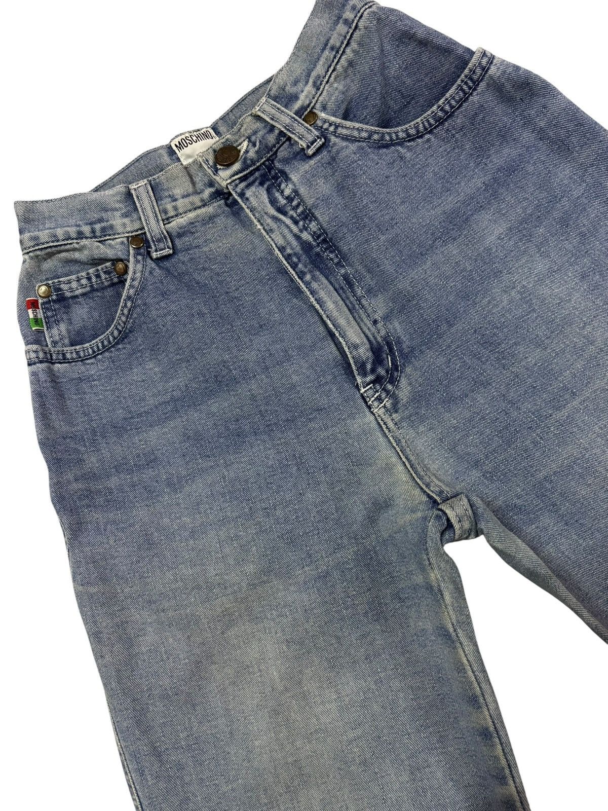 Moschino Vtg Moschino Italy High Waist Blue Wash Distressed Jeans Size 28" / US 6 / IT 42 - 6 Thumbnail