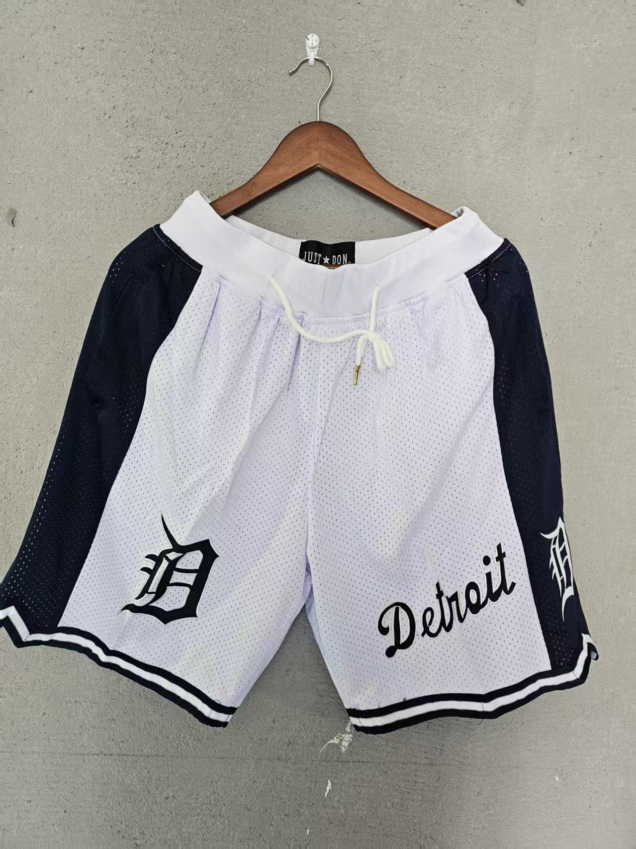 MLB Detroit Tigers Short XL White Size US 36 / EU 52 - 1 Thumbnail