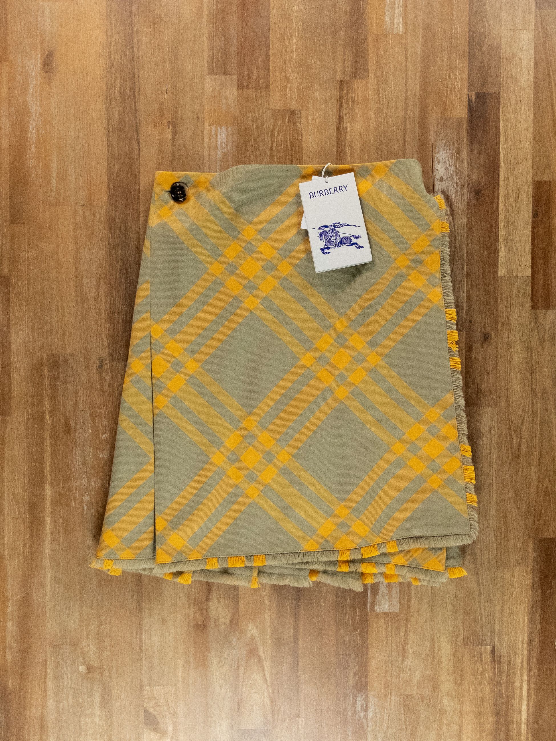 Burberry BURBERRY yellow beige check midi hunter skirt Daniel Lee Size 27" / US 4 / IT 40 - 5 Thumbnail