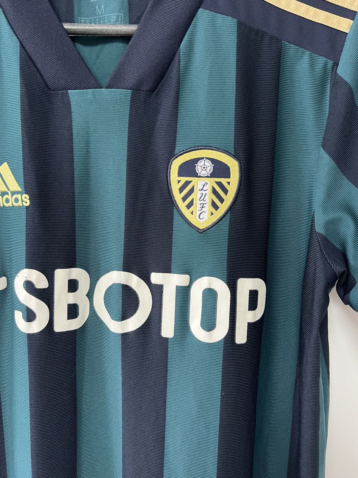 Adidas Leeds United 2020/21 Away Football Shirt Jersey Adidas M Size US M / EU 48-50 / 2 - 9 Thumbnail