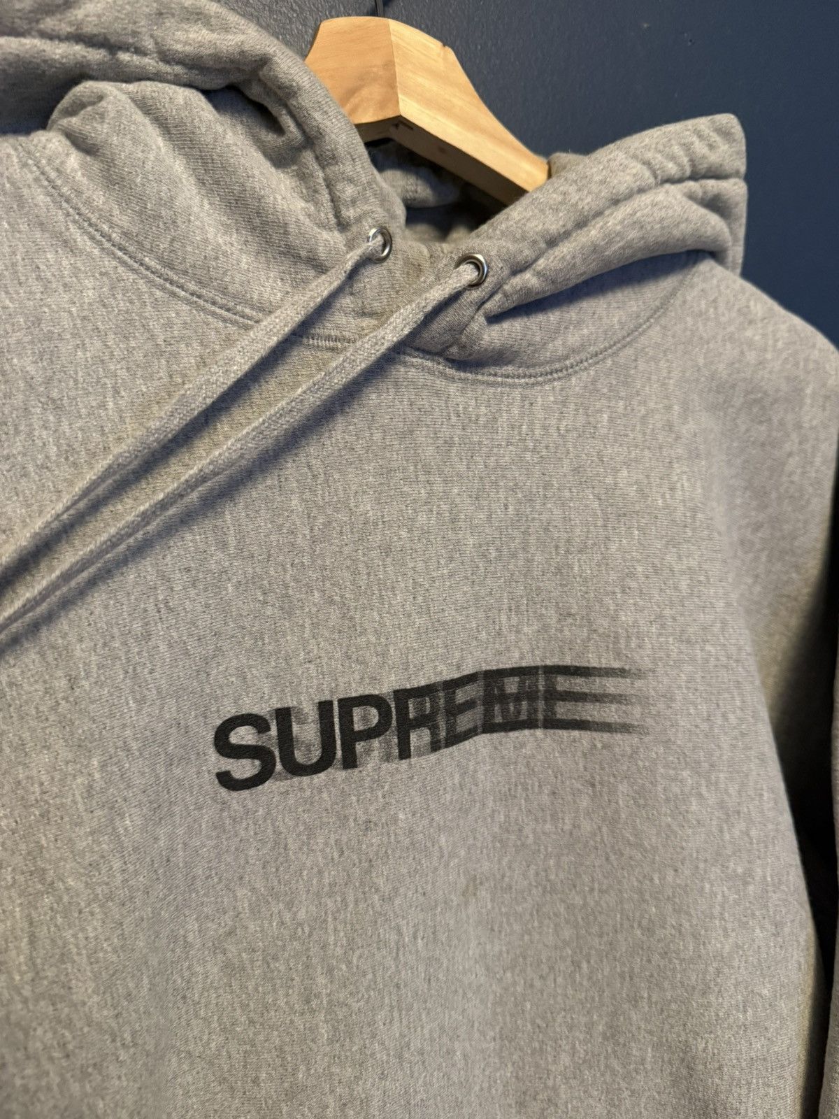 Supreme 2016 Supreme Motion Logo Gray Hoodie Size XL Size US XL / EU 56 / 4 - 5 Thumbnail