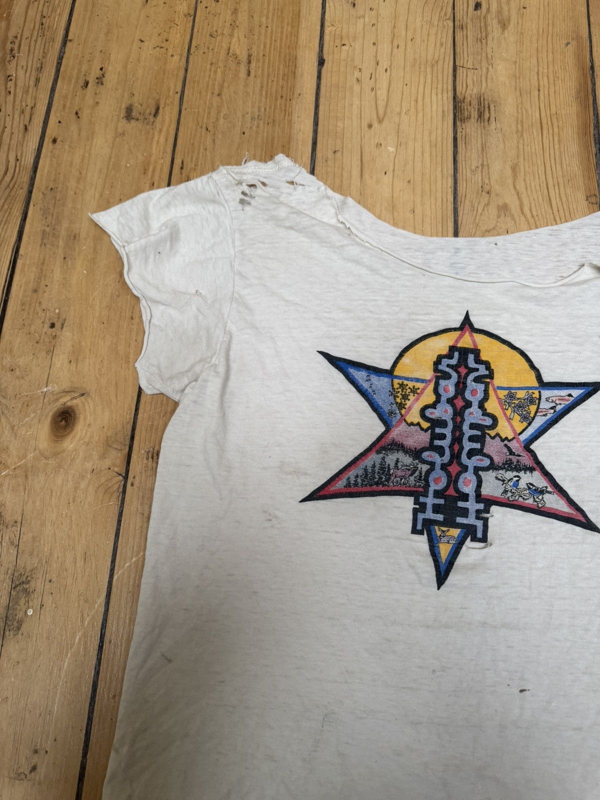 Japanese Brand × Vintage Vintage Thrashed T Shirt Size S / US 4 / IT 40 - 3 Thumbnail