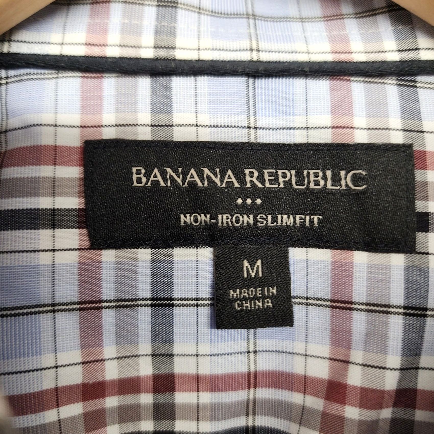 Banana Republic Banana Republic Shirt Mens 15-15.5 Medium 33-34 Slim Fit Long Sleeve Button Up Shirt Size US M / EU 48-50 / 2 - 3 Thumbnail
