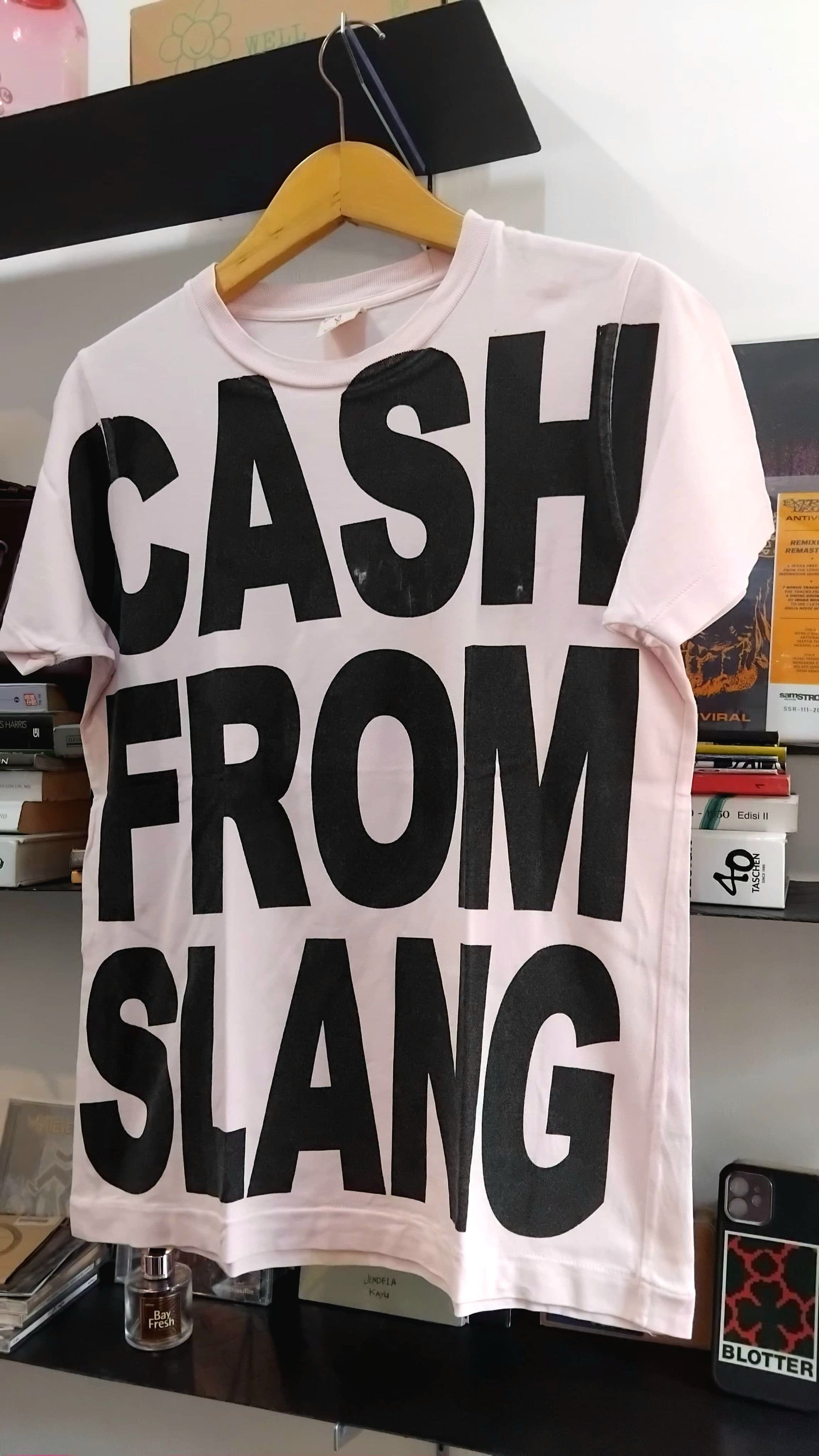 Japanese Brand RNA - Cash from slank tee Size US S / EU 44-46 / 1 - 2 Thumbnail