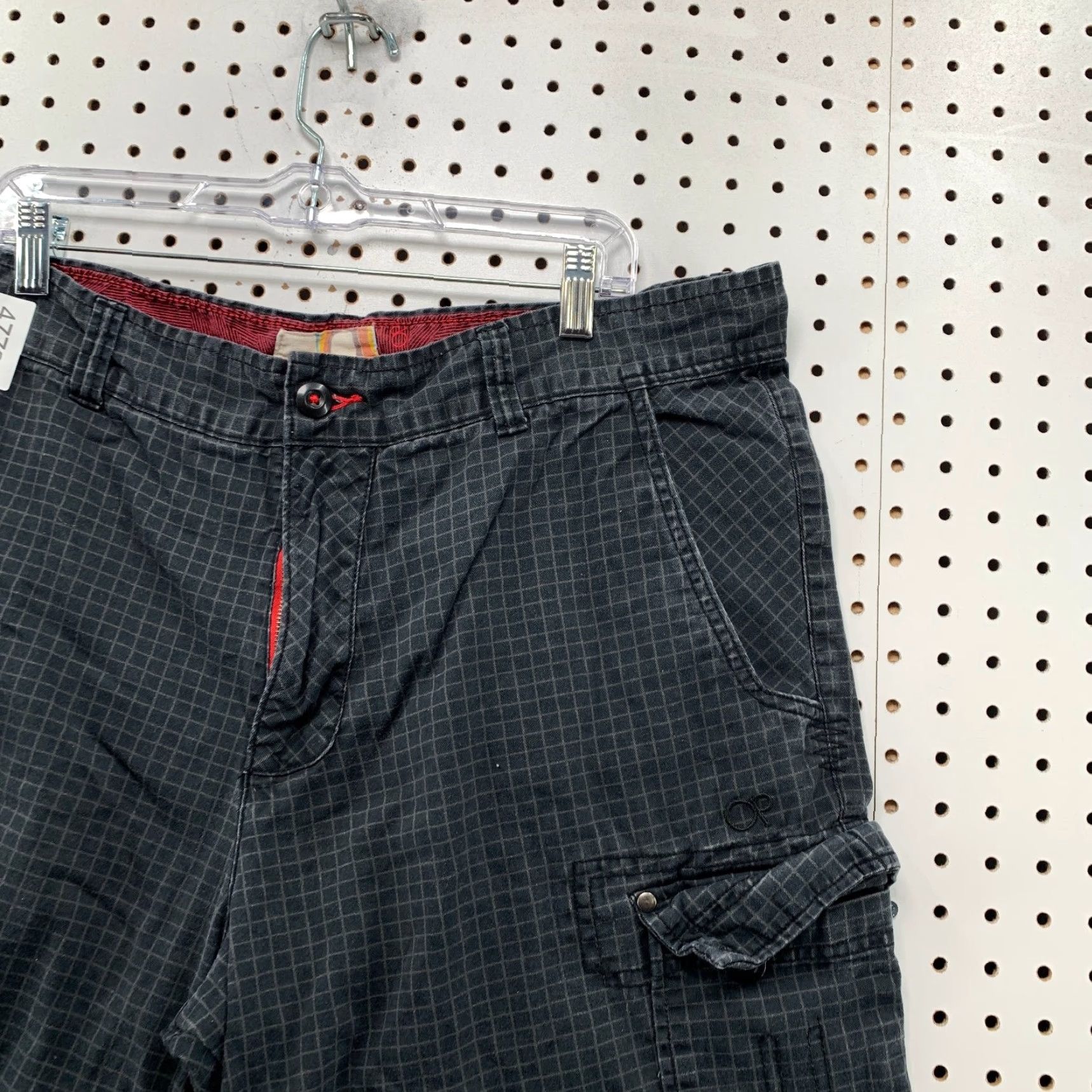 Vintage VINTAGE Ocean Pacific Cargo Shorts Mens 42 Black Checkered Cargo Shorts Mens 42 Black Checkered Size US 42 / EU 58 - 6 Thumbnail