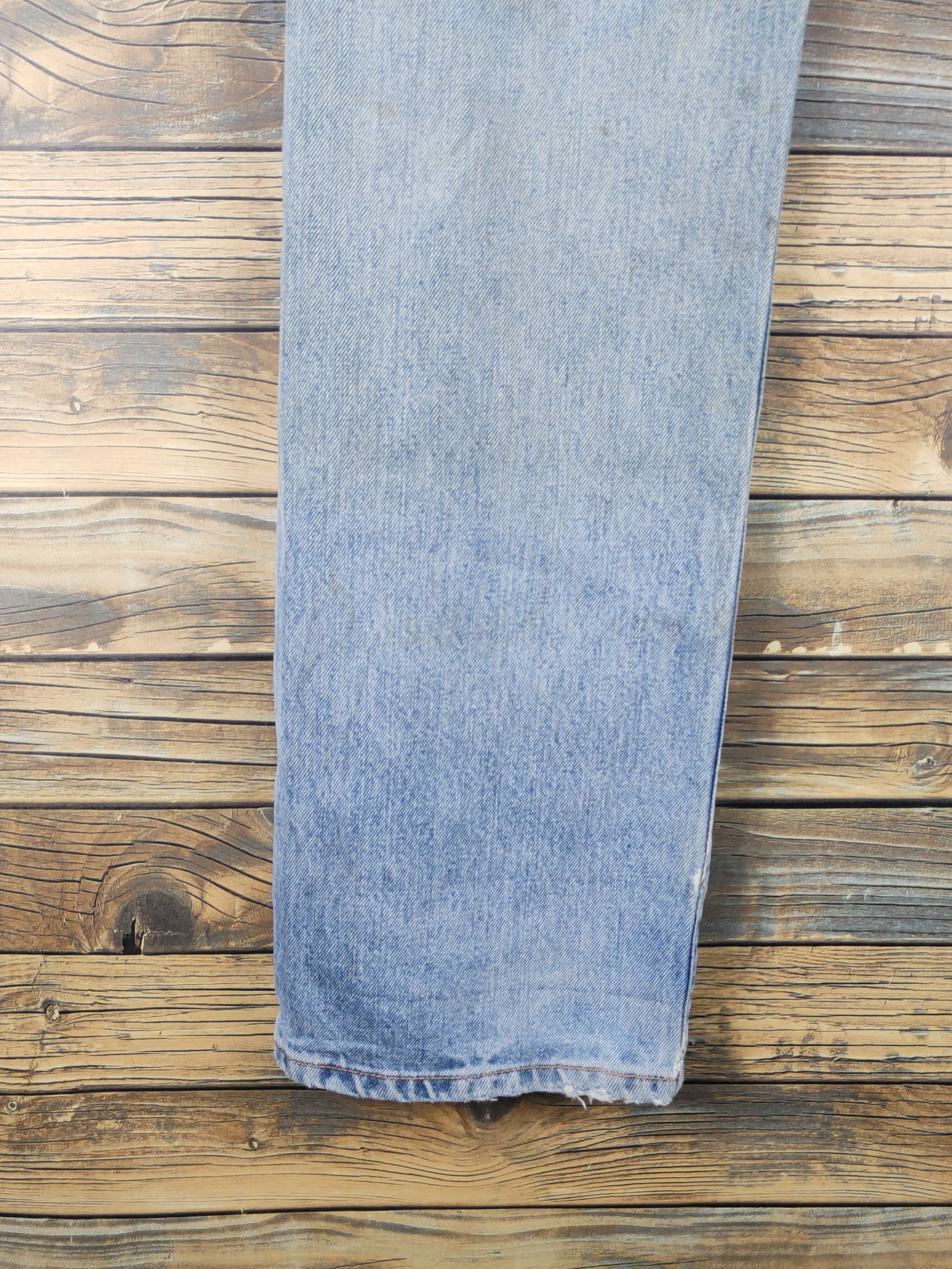 Levi's 501 Levis vintage Blue Distressed Ripped denim Jeans #W1619 Size US 34 / EU 50 - 11 Thumbnail