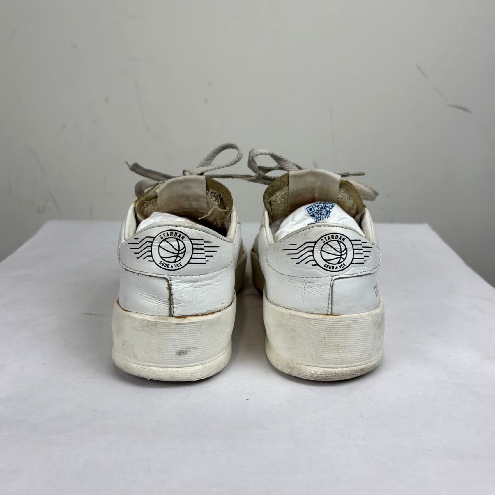 Golden Goose Golden Goose GGDB Stardan Leather Low Top Trainers Sneakers Women 36 White 6 US Women’s Shoes Size M / US 6-8 / IT 42-44 - 4 Thumbnail
