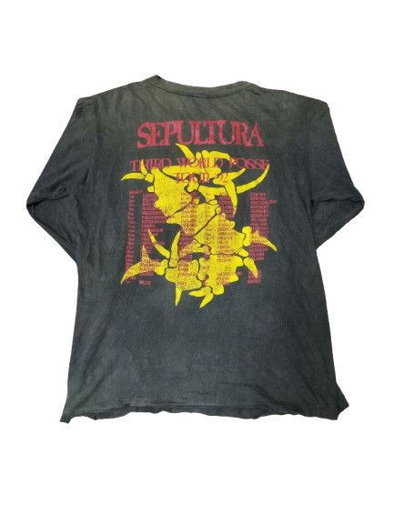 Band Tees × Vintage Vintage Thrashed Sepultura Third World Posse Tour 1992 Tee Size US L / EU 52-54 / 3 - 1 Thumbnail