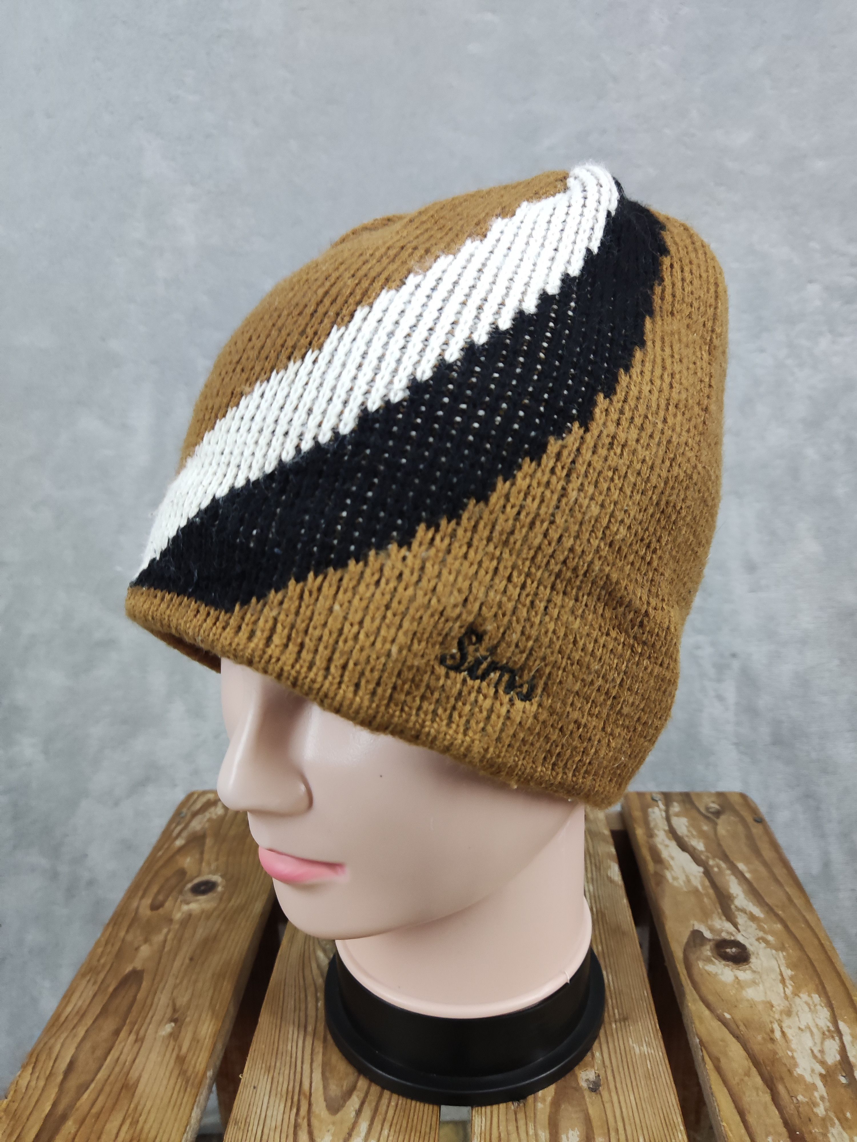 Vintage Vintage Sims Snowboarding Beanie Hat Size ONE SIZE - 2 Thumbnail