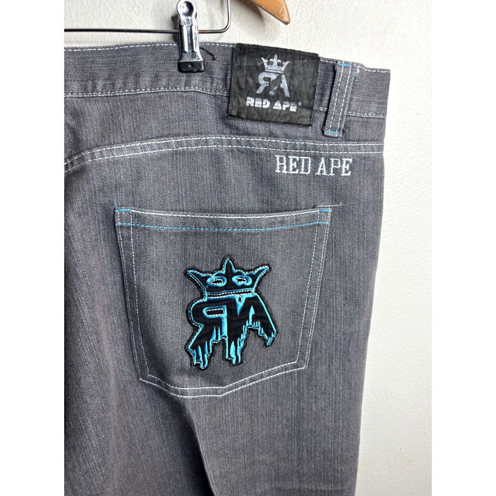 Vintage VINTAGE Red Ape Jeans Mens 50 Gray High Rise Tapered Embroidered Denim Streetwear Jeans Men Gray Size 50 Modern 90s Style Size US 34 / EU 50 - 2 Thumbnail