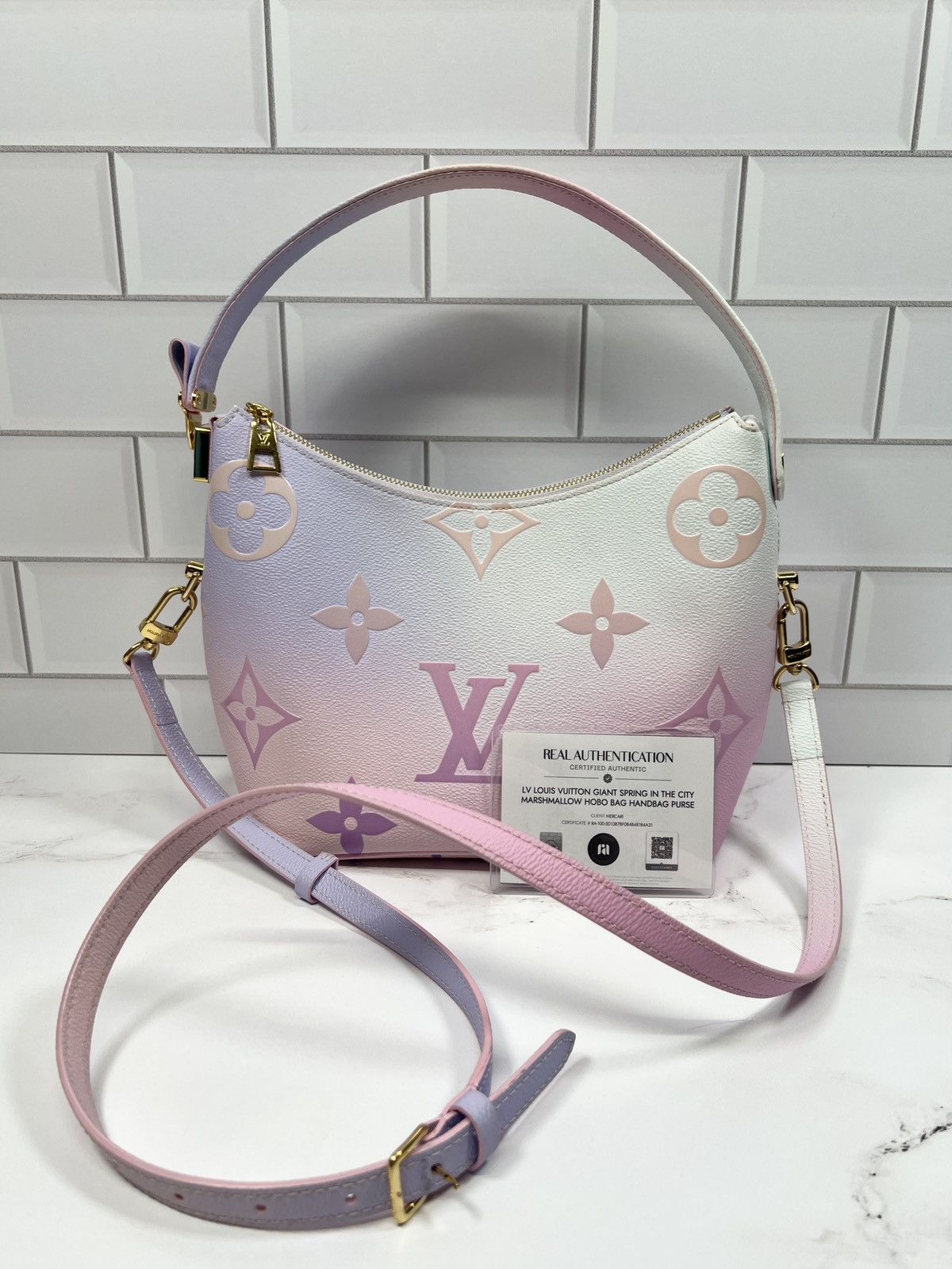 Louis Vuitton LV Louis Vuitton Giant Marshmallow Hobo Bag Handbag Purse Size ONE SIZE - 1 Thumbnail