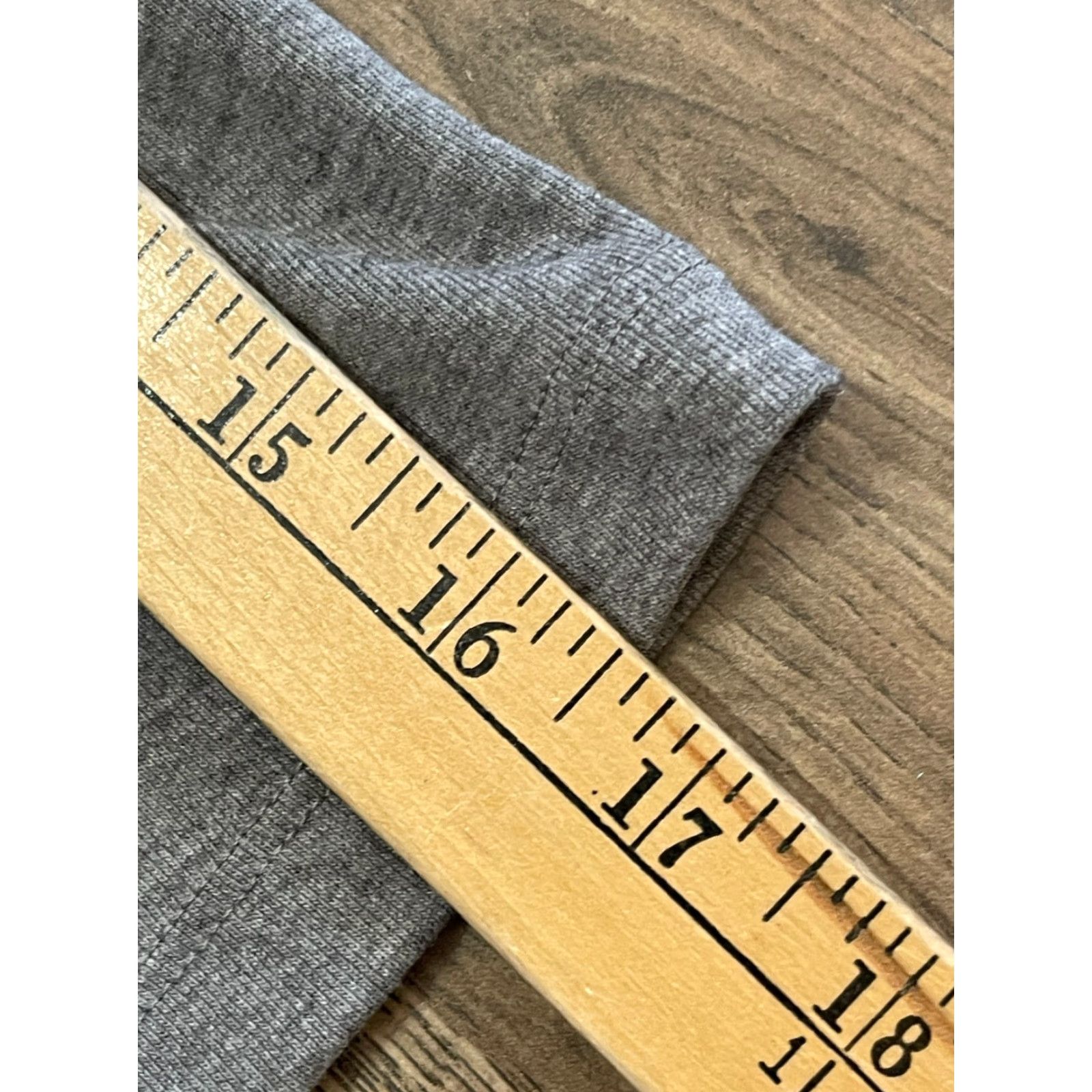 Vintage **Cj Banks Gray Women's Large Long Sleeve T-Shirt Layer Your Look** User: Cj Banks Gray Women's Large Long Sleeve T-Shirt Layer Your Look Size L / US 10 / IT 46 - 6 Thumbnail