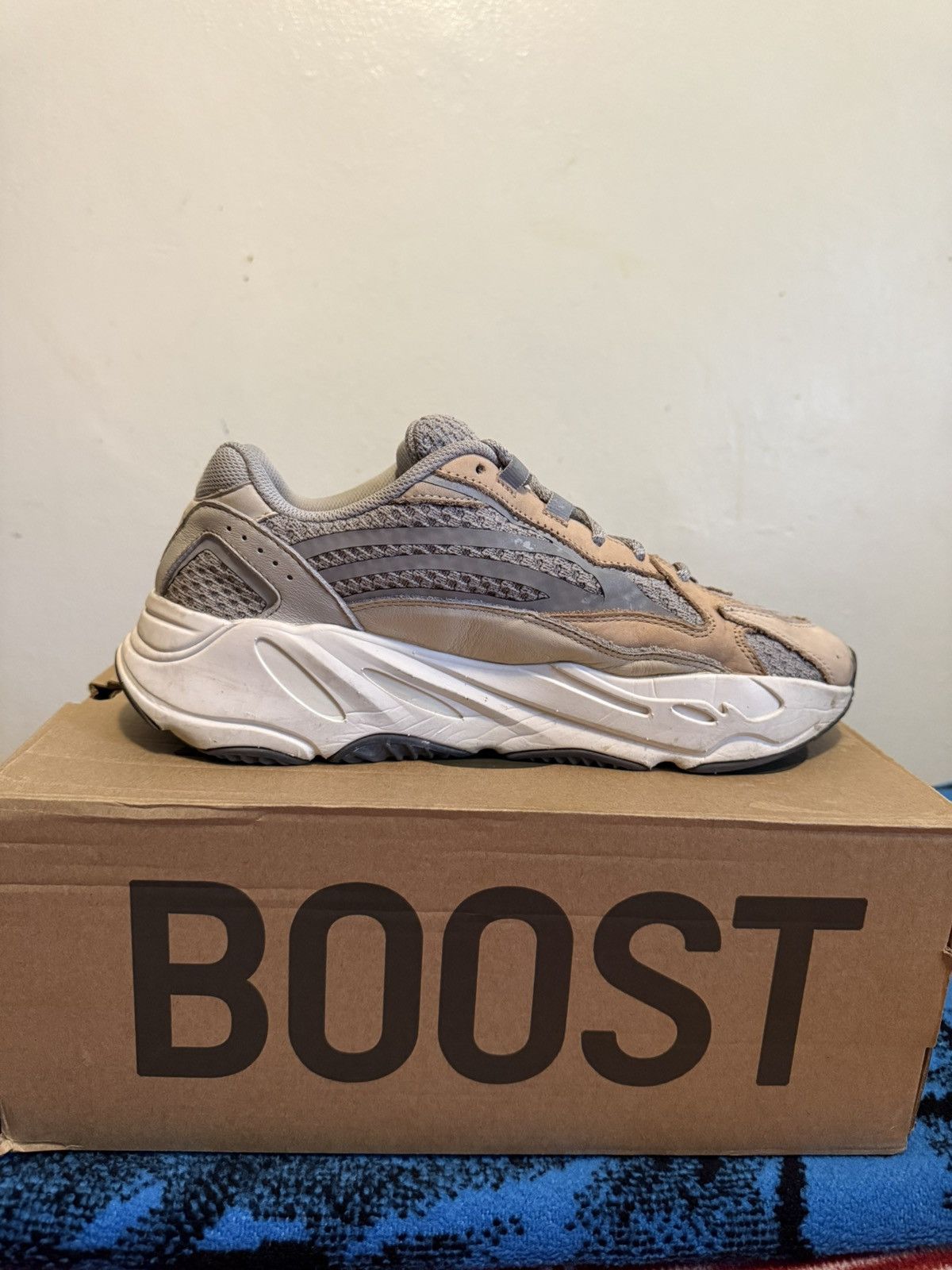 Yeezy Adidas Yeezy Boost 700 V2 ‘Cream’ Size US 10.5 / EU 43-44 - 7 Thumbnail