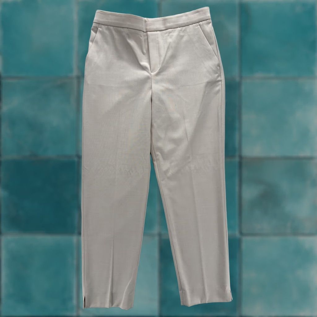 Banana Republic Banana Republic Hayden Dress Pants Womens 8 Beige Tapered Pull On Stretch Career Pants Size 30" / US 8 / IT 44 - 1 Thumbnail