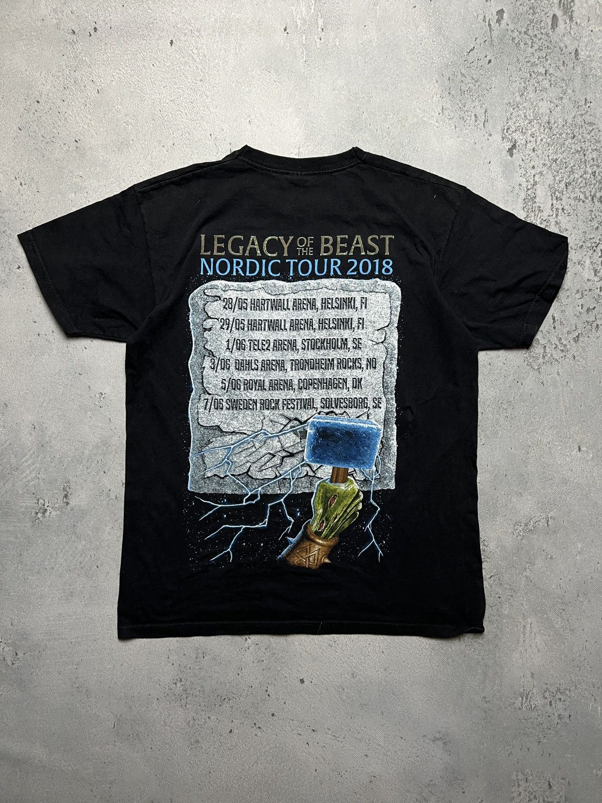Band Tees Iron Maiden Legacy Of The Beast Tour Concert Promo Rare Tee Size US M / EU 48-50 / 2 - 2 Thumbnail
