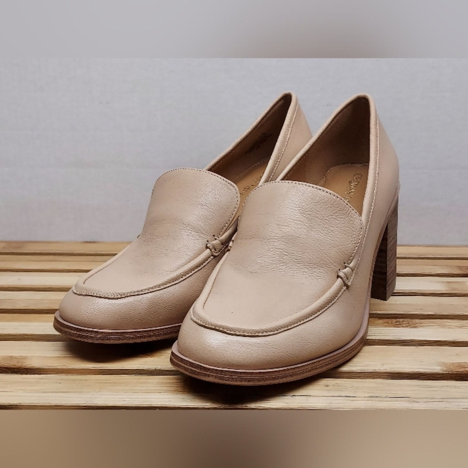 Other Crown Vintage Womens Beigh Caitlun Block Heel Pumps Size 10 Size US 10 / IT 40 - 1 Thumbnail