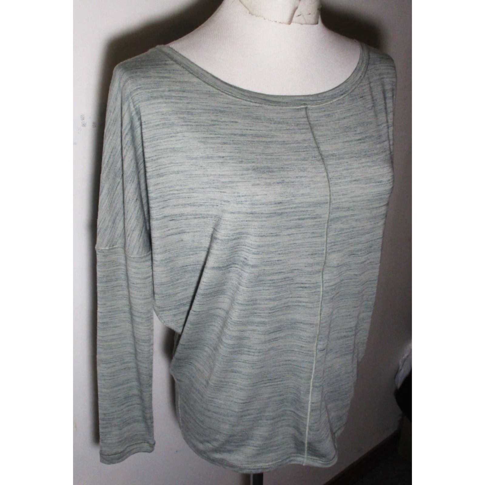 Athleta ATHLETA Gray Lyocell Blend Oversized Top XXS Womens Size XXS / US 00 / IT 34 - 3 Thumbnail
