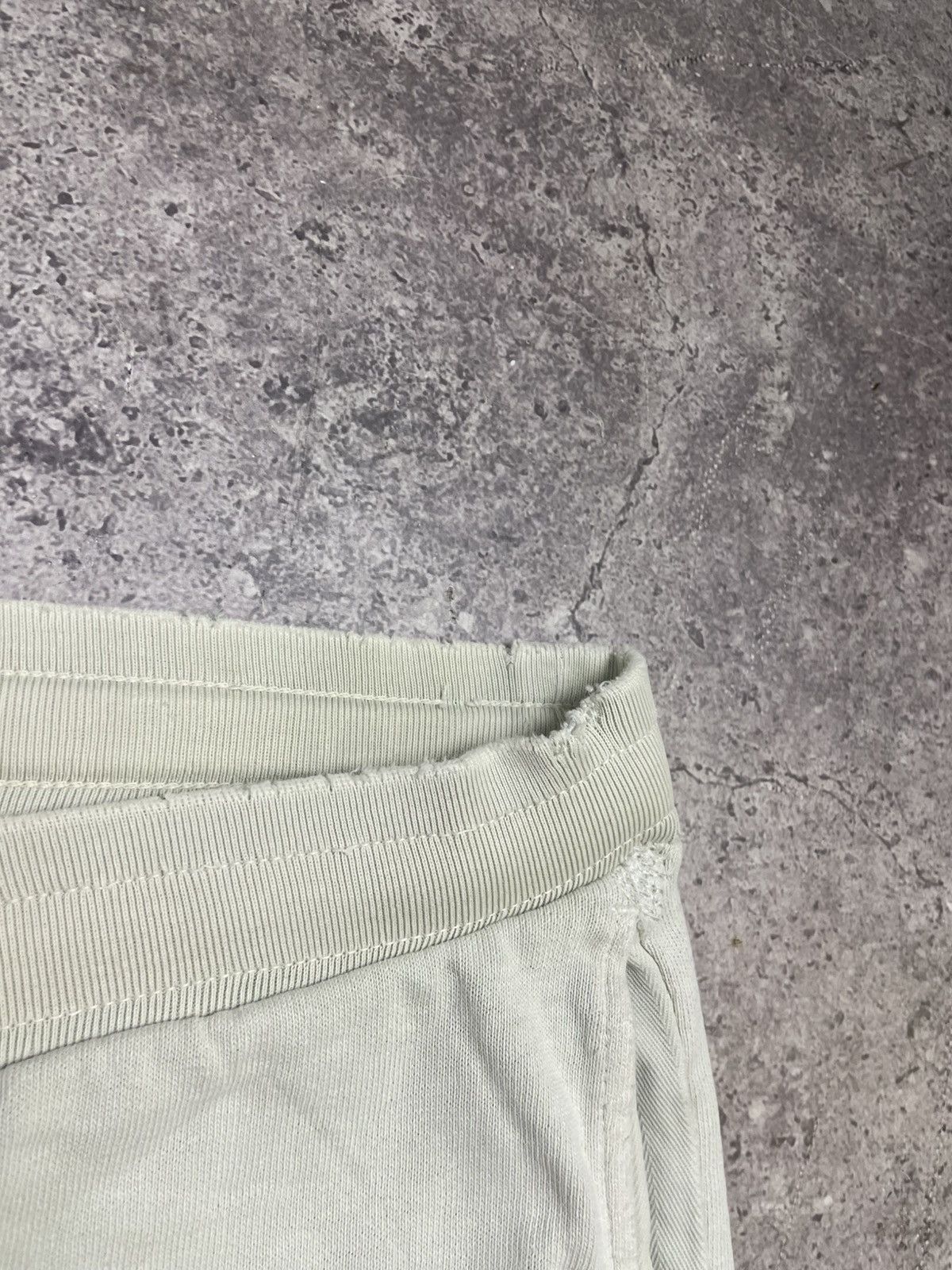 Stone Island Stone Island Shorts Size US 32 / EU 48 - 4 Thumbnail