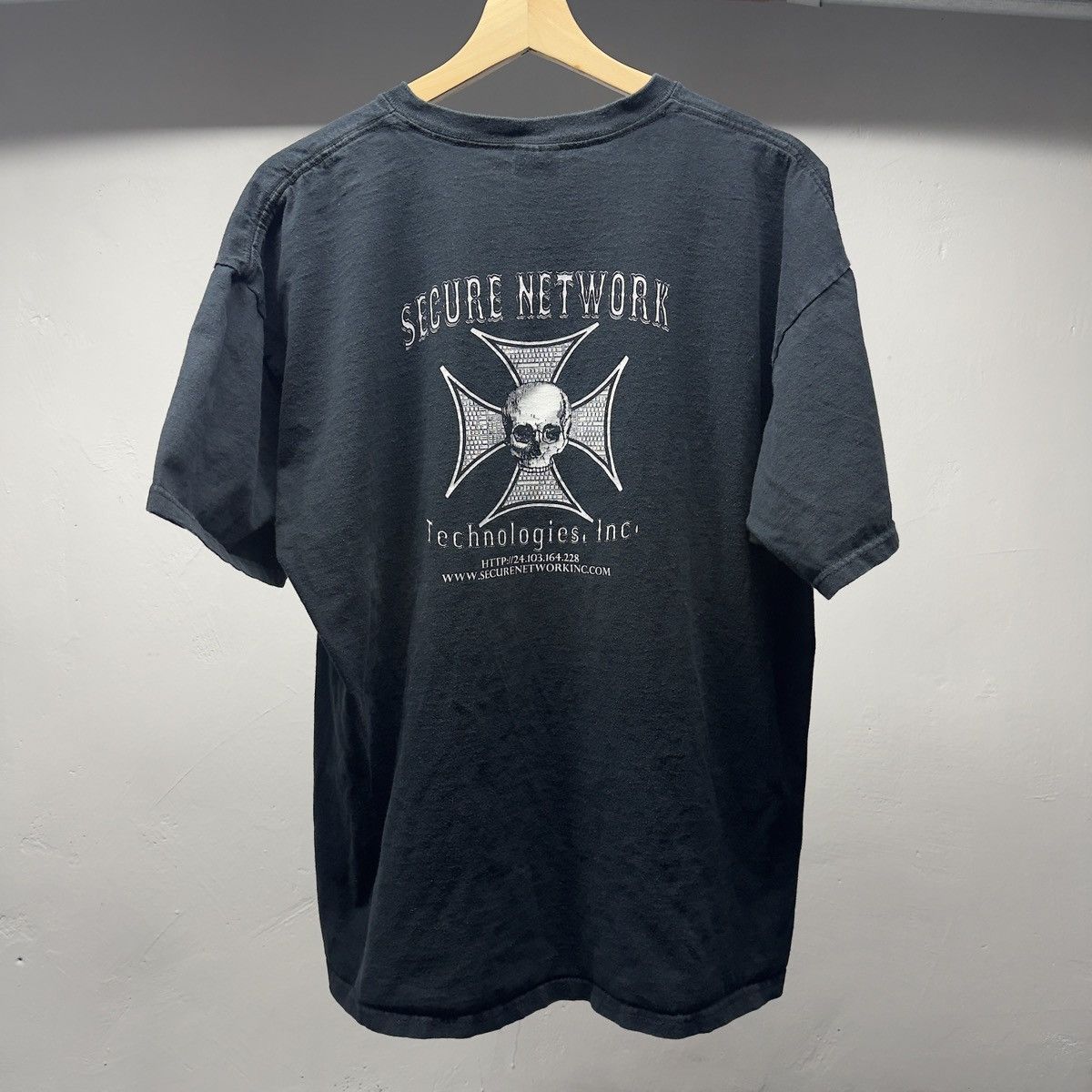 Vintage Security Network Hacker Shirt Thrashed Faded ERD Grunge Size US XL / EU 56 / 4 - 2 Thumbnail